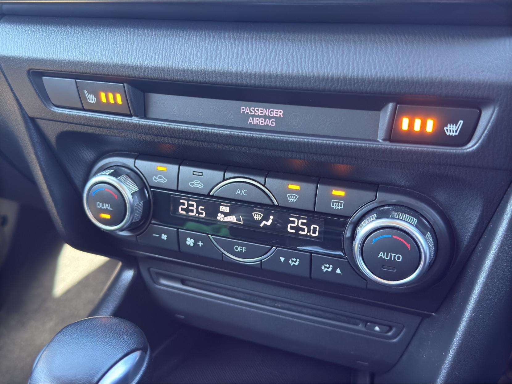 2017 MAZDA MAZDA3 2017 MAZDA MAZDA3