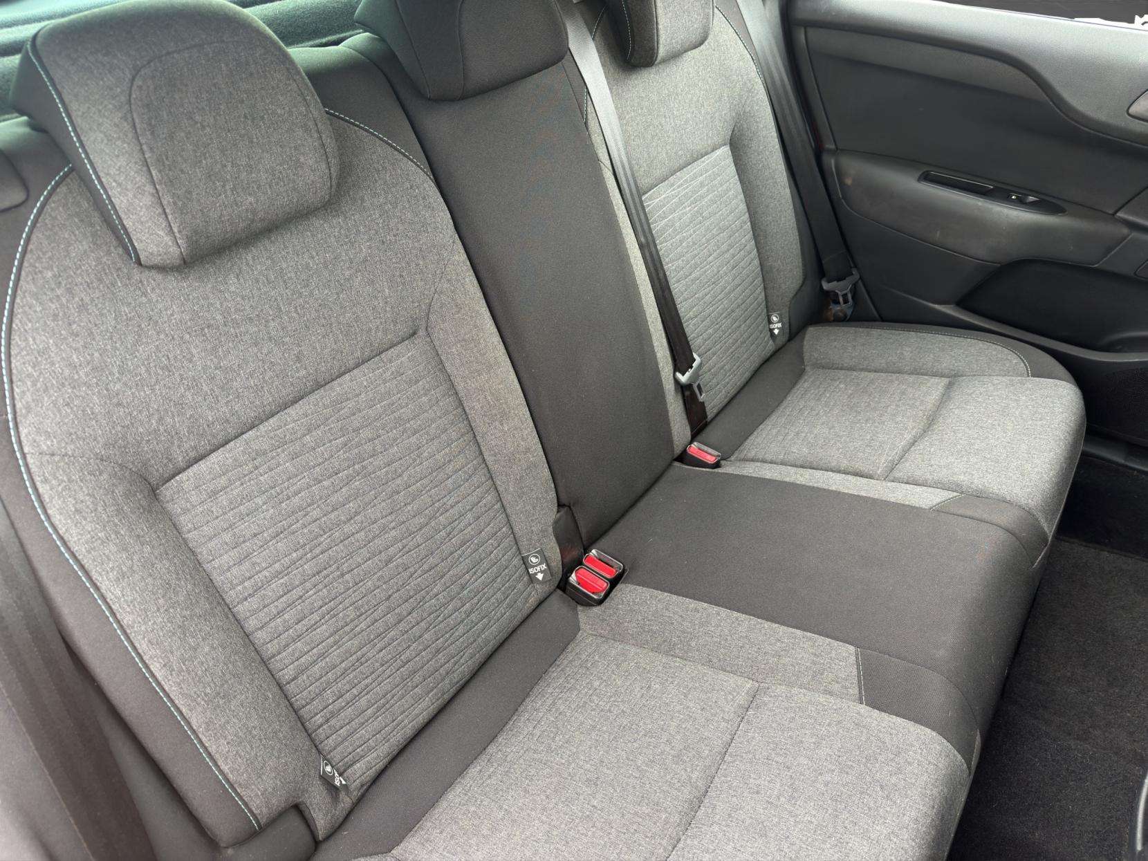 2017 CITROEN C4 2017 CITROEN C4