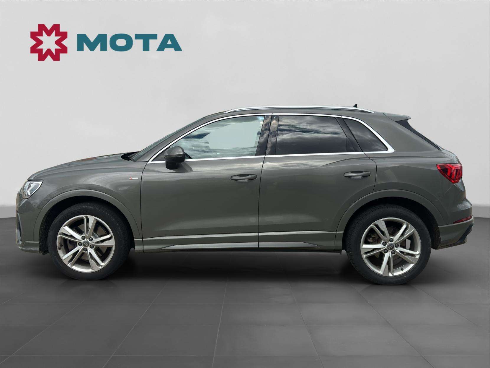 2020 AUDI Q3 2020 AUDI Q3