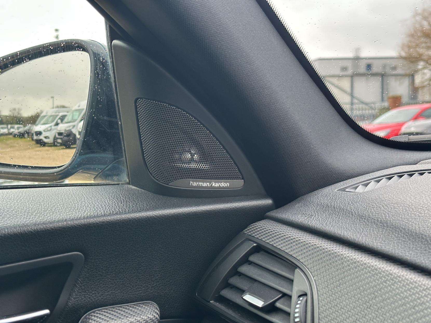 2017 BMW M2 2017 BMW M2