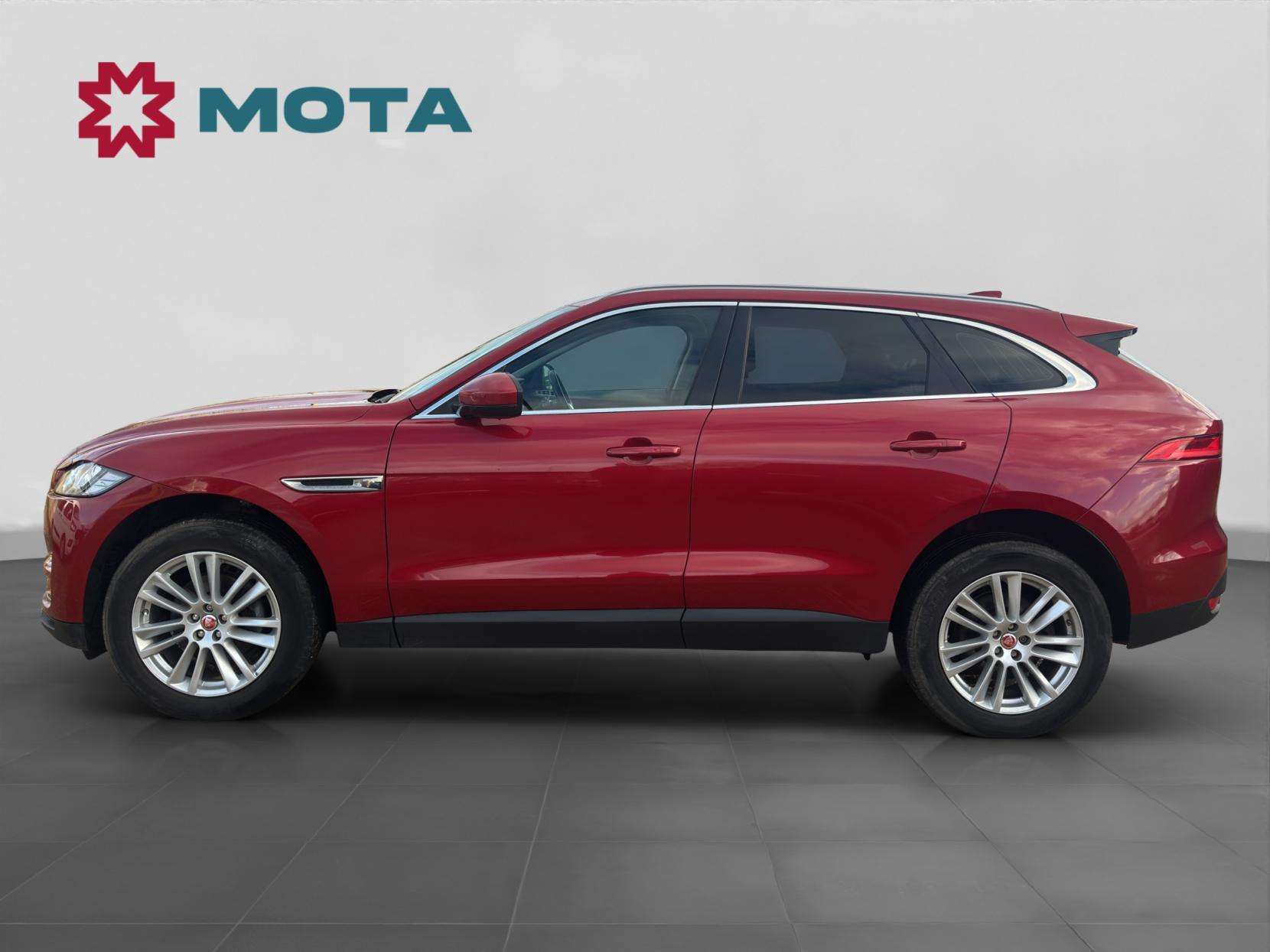 2017 JAGUAR F-PACE 2017 JAGUAR F-PACE