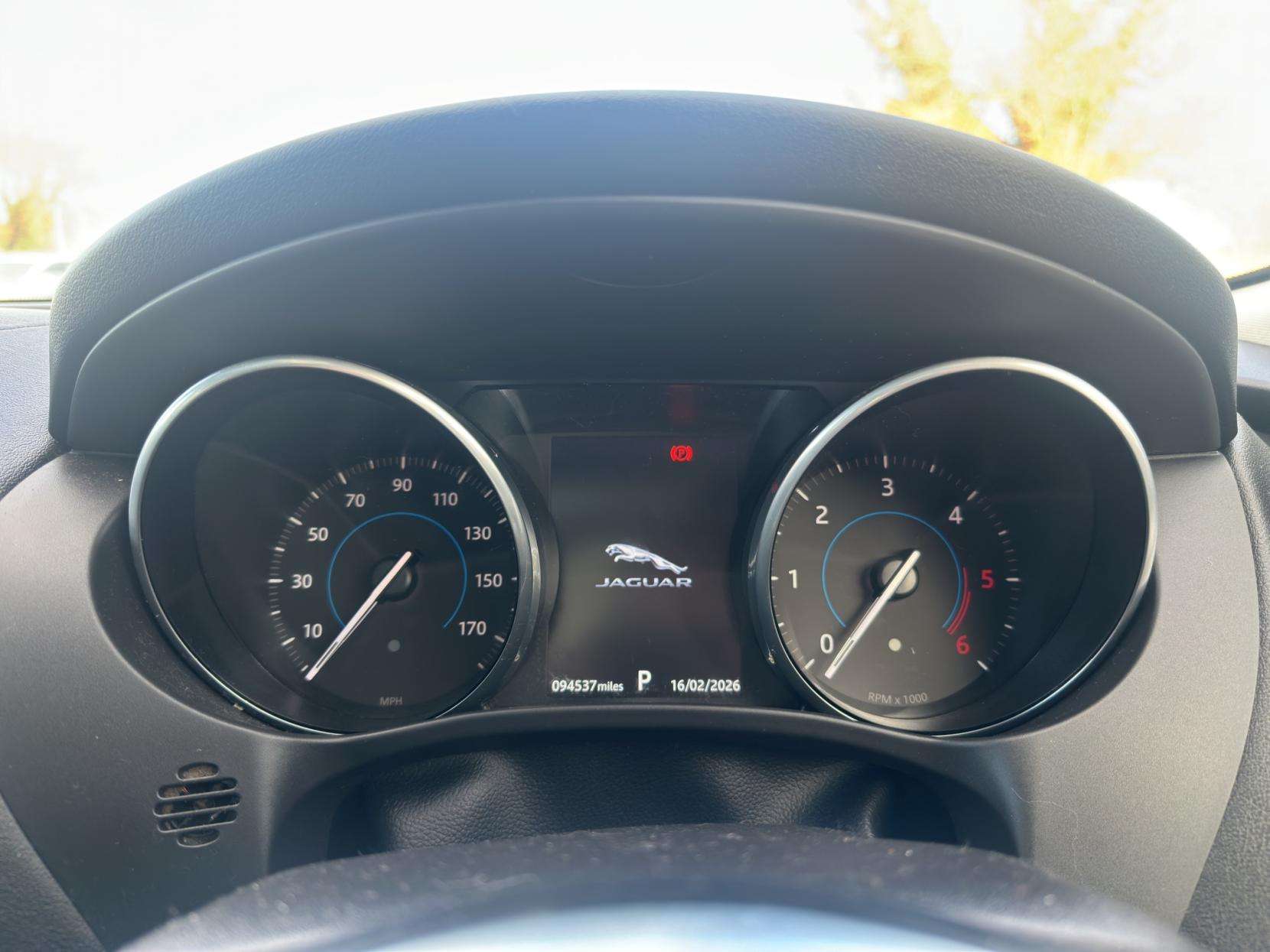 2017 JAGUAR F-PACE 2017 JAGUAR F-PACE