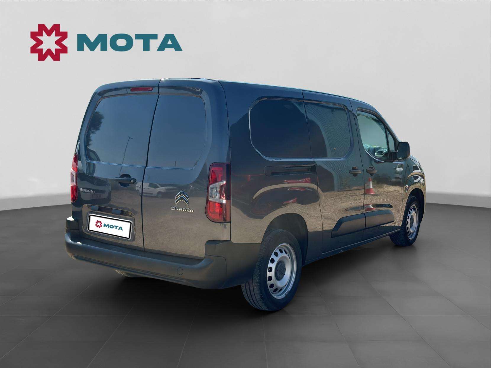 A 2023 CITROEN BERLINGO 1.5 BlueHDi 850 Enterprise XL Edition Crew Van Double Cab 6dr Diesel Manual LWB Euro 6 (s/s) (100 ps A 2023 CITROEN BERLINGO 1.5 BlueHDi 850 Enterprise XL Edition Crew Van Double Cab 6dr Diesel Manual LWB Euro 6 (s/s) (100 ps
