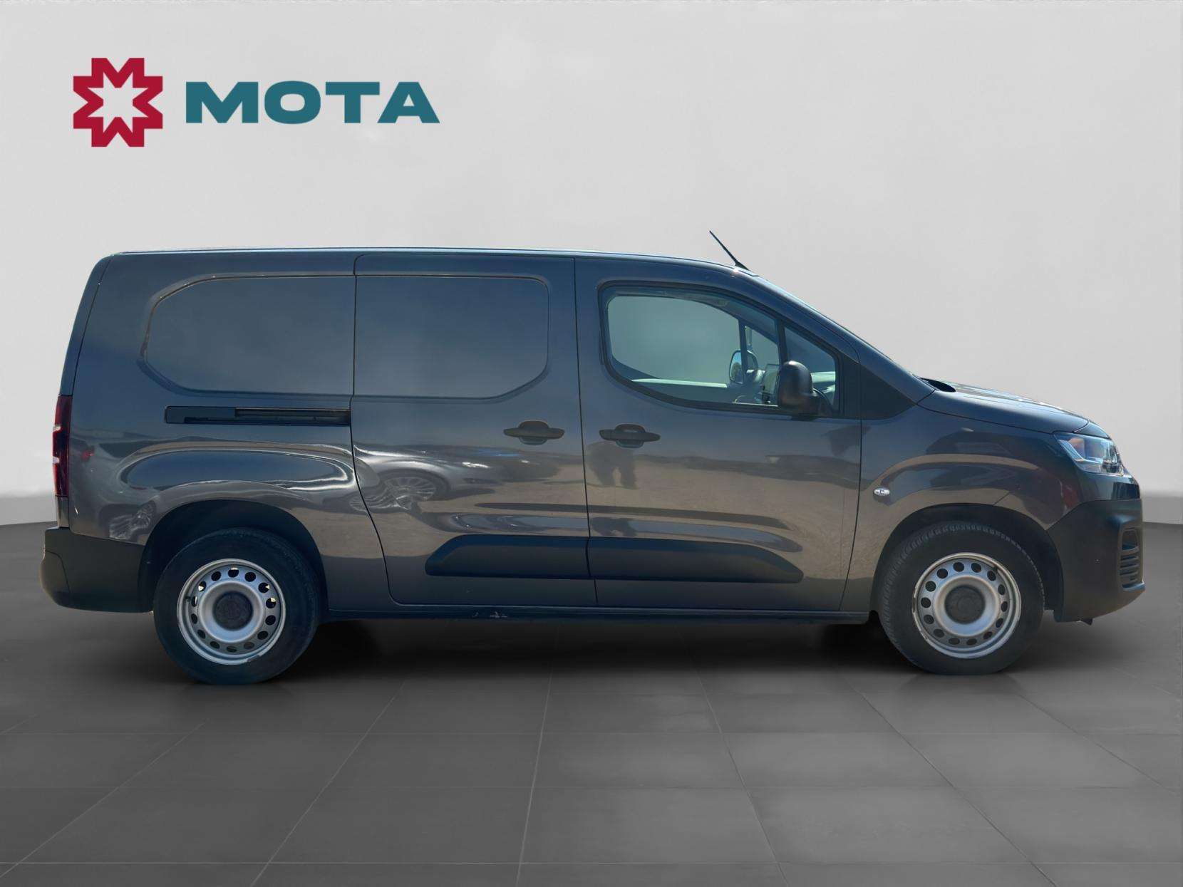 A 2023 CITROEN BERLINGO 1.5 BlueHDi 850 Enterprise XL Edition Crew Van Double Cab 6dr Diesel Manual LWB Euro 6 (s/s) (100 ps A 2023 CITROEN BERLINGO 1.5 BlueHDi 850 Enterprise XL Edition Crew Van Double Cab 6dr Diesel Manual LWB Euro 6 (s/s) (100 ps
