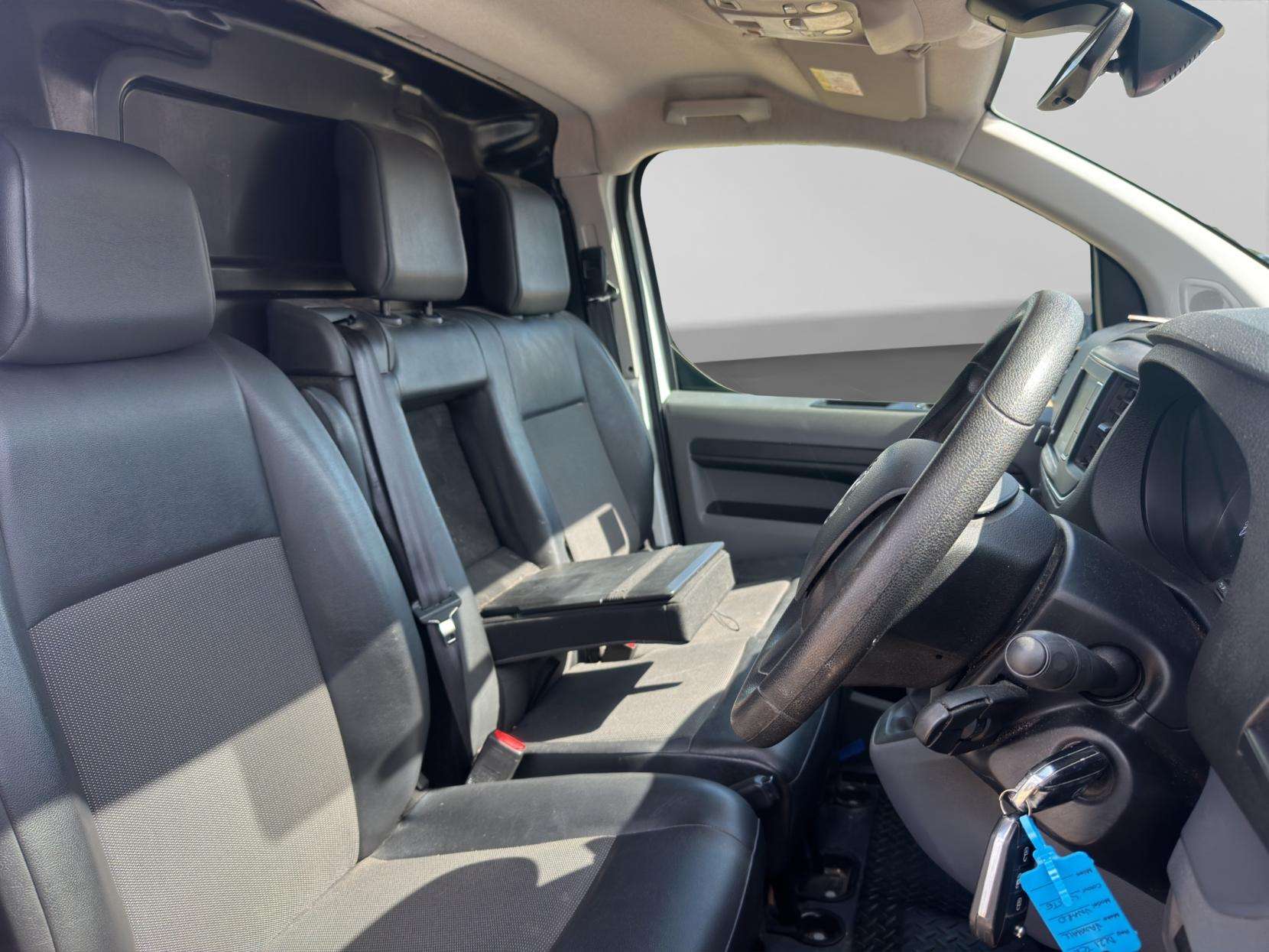 2021 VAUXHALL VIVARO 2021 VAUXHALL VIVARO