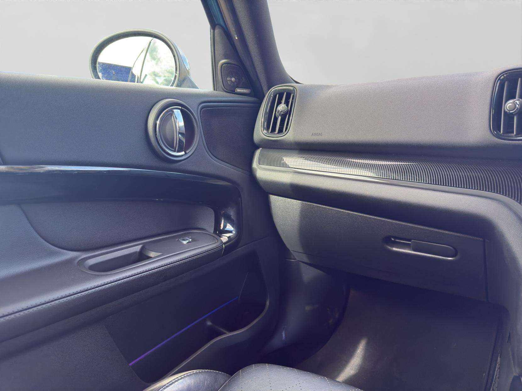 2017 MINI COUNTRYMAN 2017 MINI COUNTRYMAN