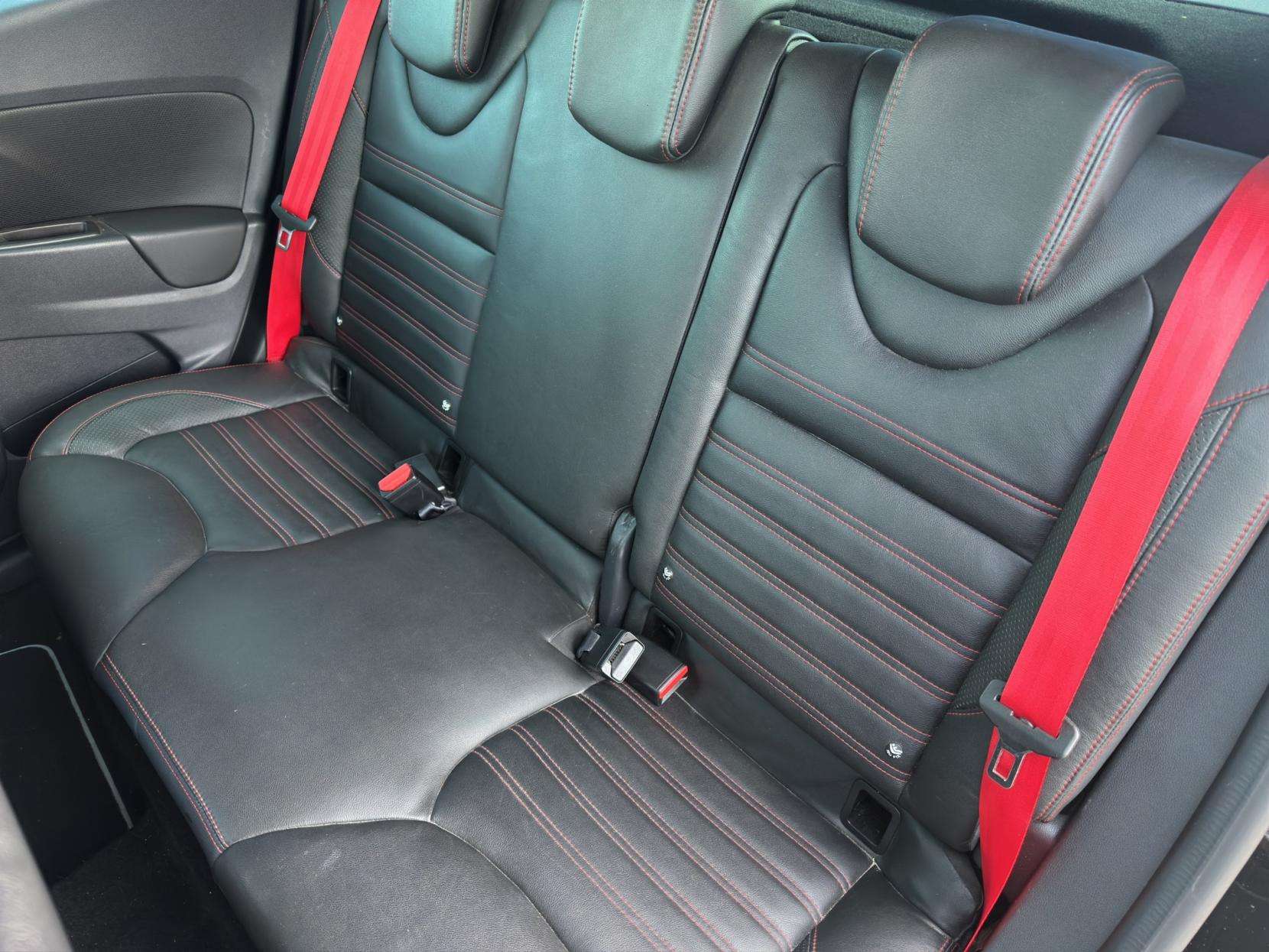 2017 RENAULT CLIO 2017 RENAULT CLIO