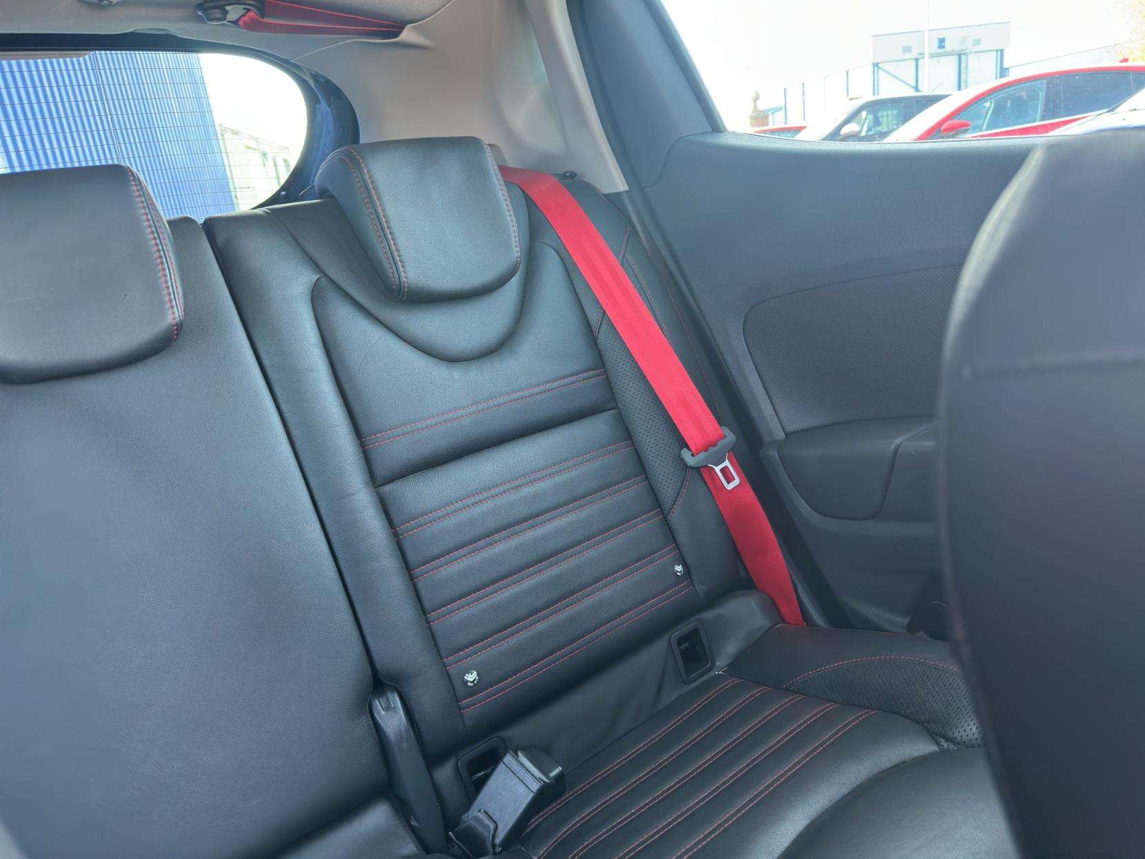 2017 RENAULT CLIO 2017 RENAULT CLIO