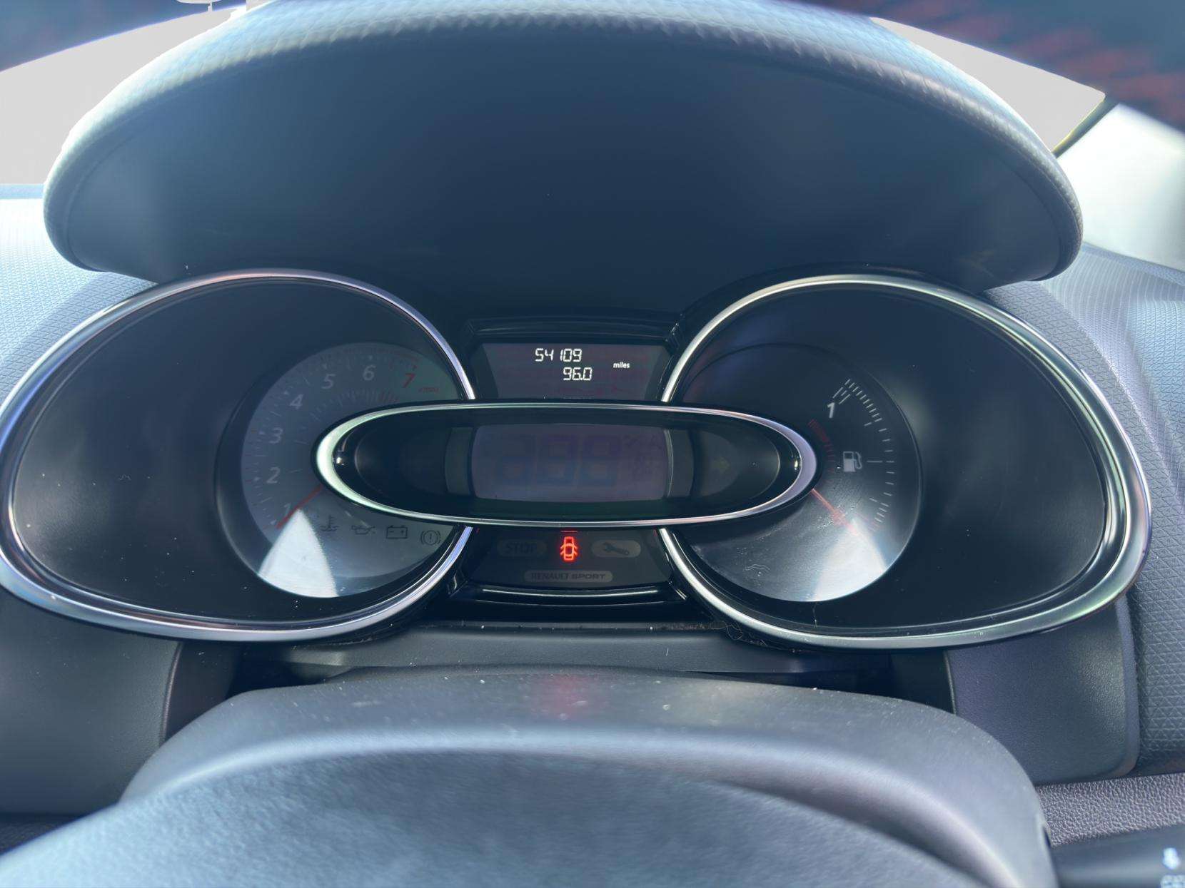 2017 RENAULT CLIO 2017 RENAULT CLIO