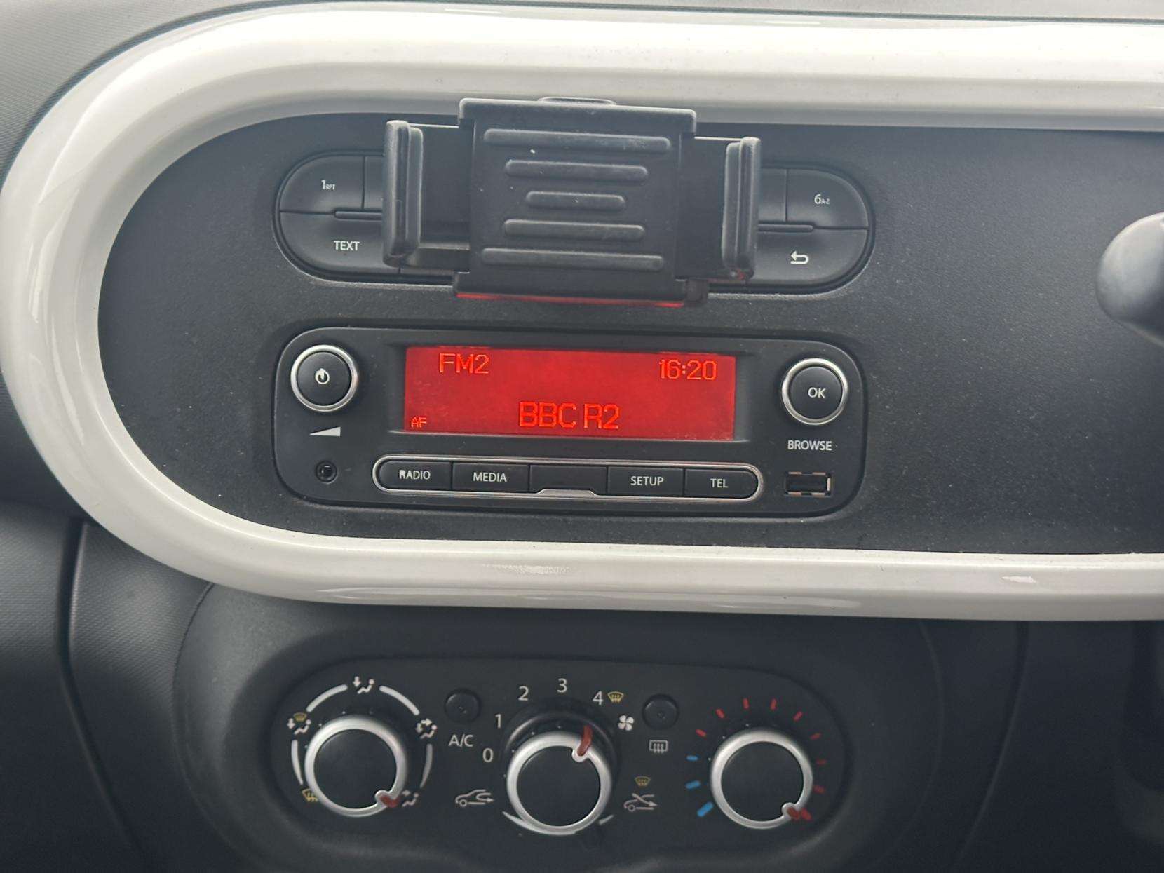 2017 RENAULT TWINGO 2017 RENAULT TWINGO