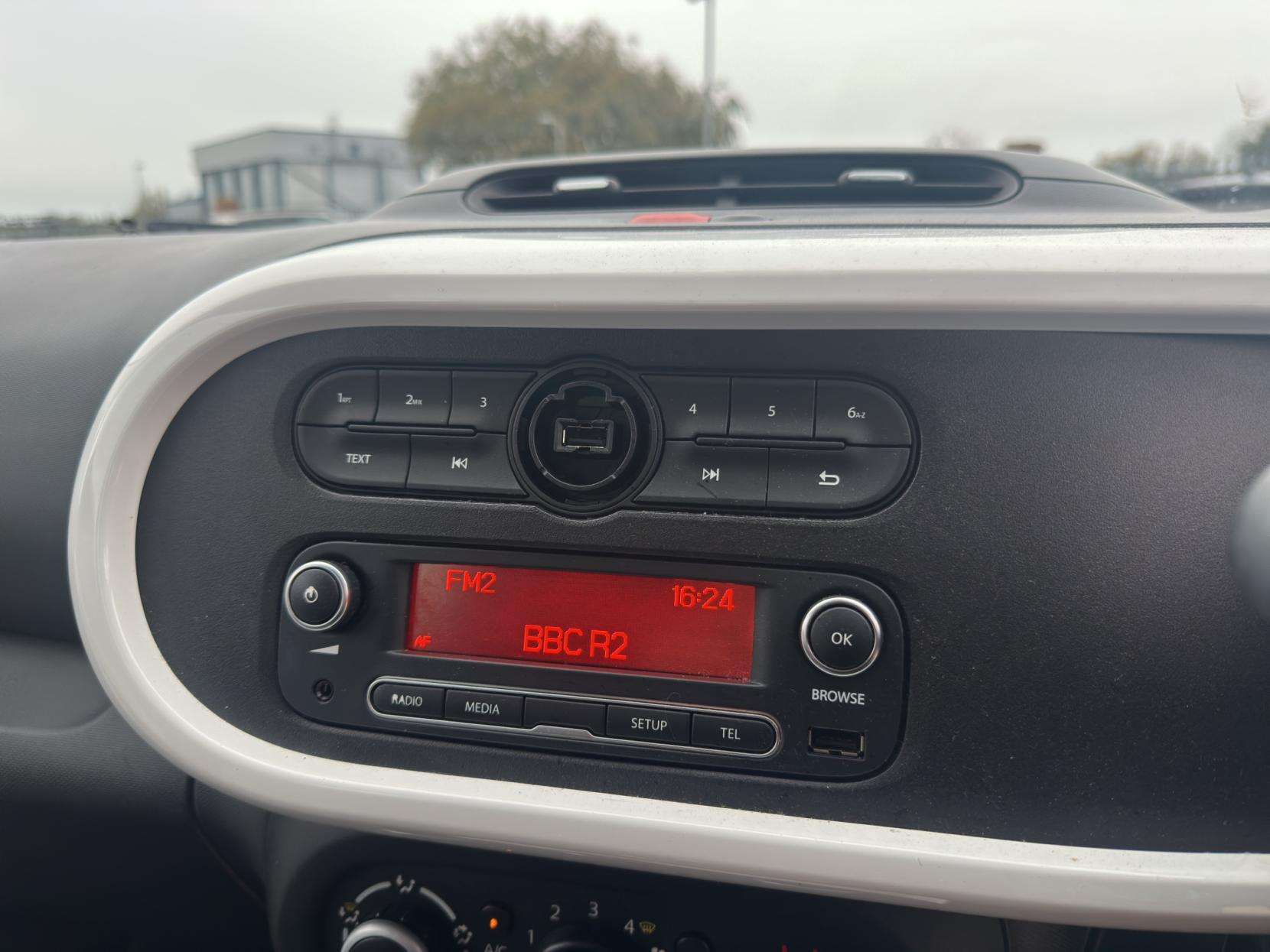 2017 RENAULT TWINGO 2017 RENAULT TWINGO