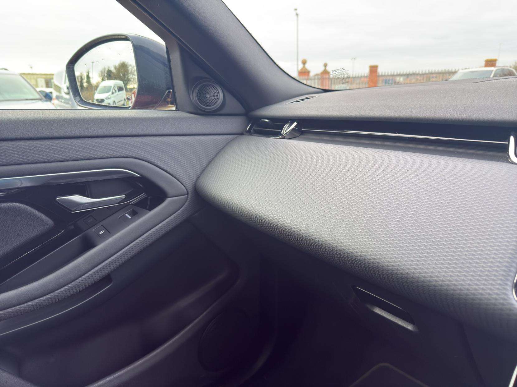 2019 LAND ROVER RANGE ROVER EVOQUE 2019 LAND ROVER RANGE ROVER EVOQUE