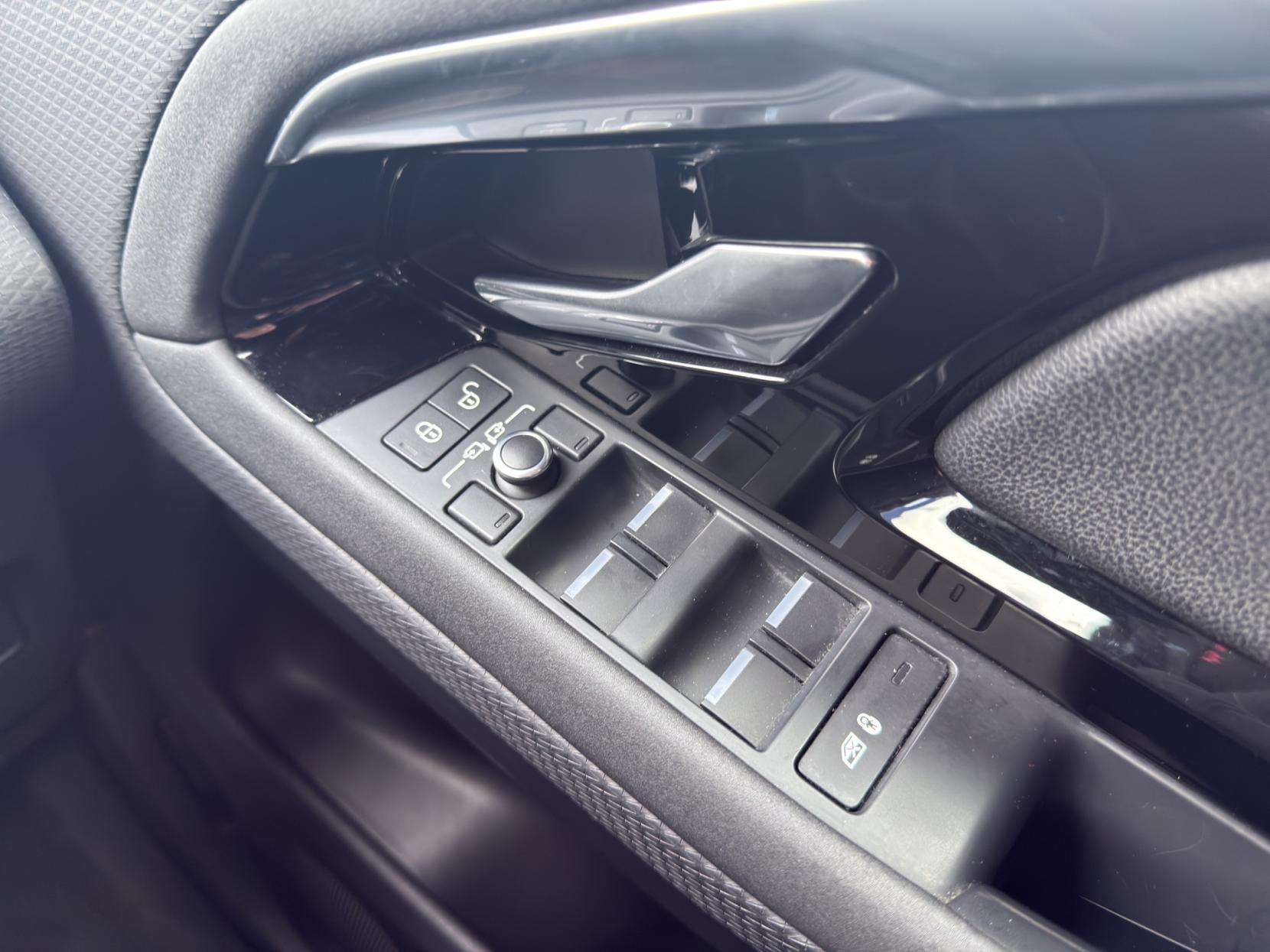 2019 LAND ROVER RANGE ROVER EVOQUE 2019 LAND ROVER RANGE ROVER EVOQUE