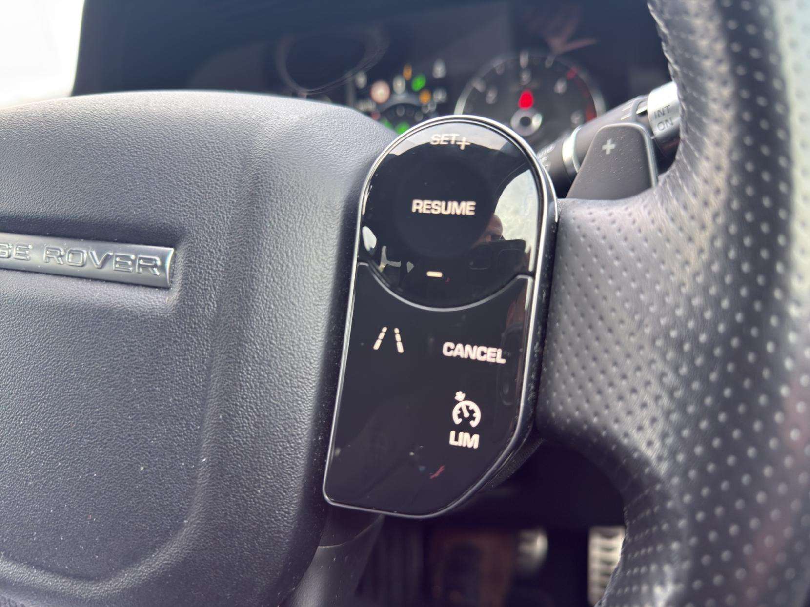 2019 LAND ROVER RANGE ROVER EVOQUE 2019 LAND ROVER RANGE ROVER EVOQUE