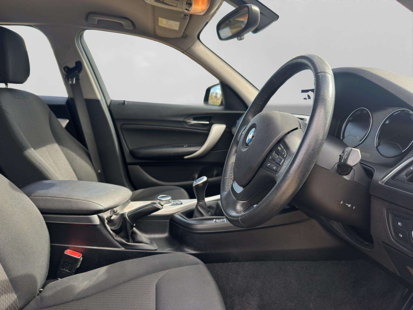 2018 BMW 1 SERIES 2018 BMW 1 SERIES