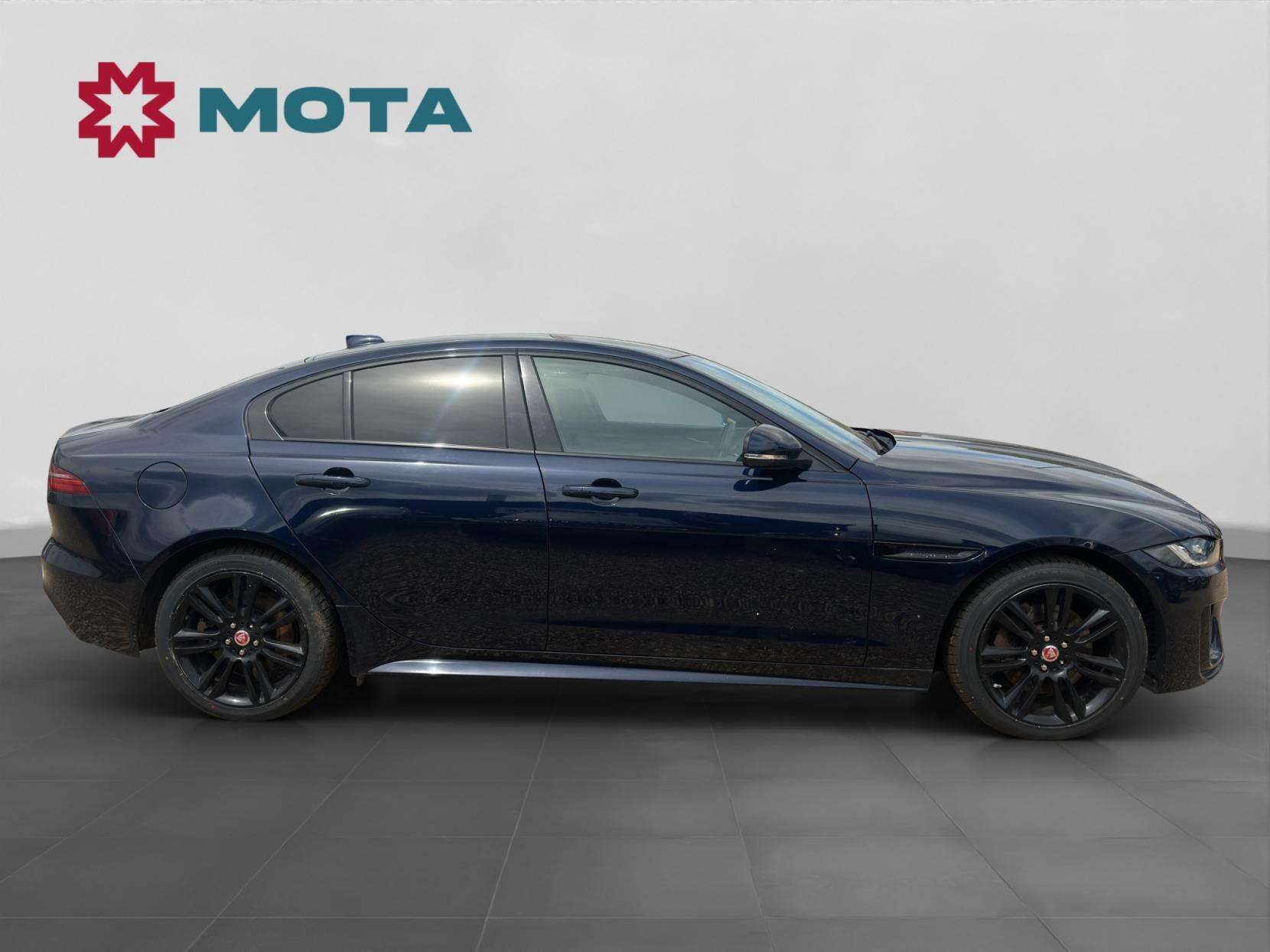 A 2019 JAGUAR XE 2.0 D180 R-Dynamic S Saloon 4dr Diesel Auto AWD Euro 6 (s/s) (180 ps) A 2019 JAGUAR XE 2.0 D180 R-Dynamic S Saloon 4dr Diesel Auto AWD Euro 6 (s/s) (180 ps)