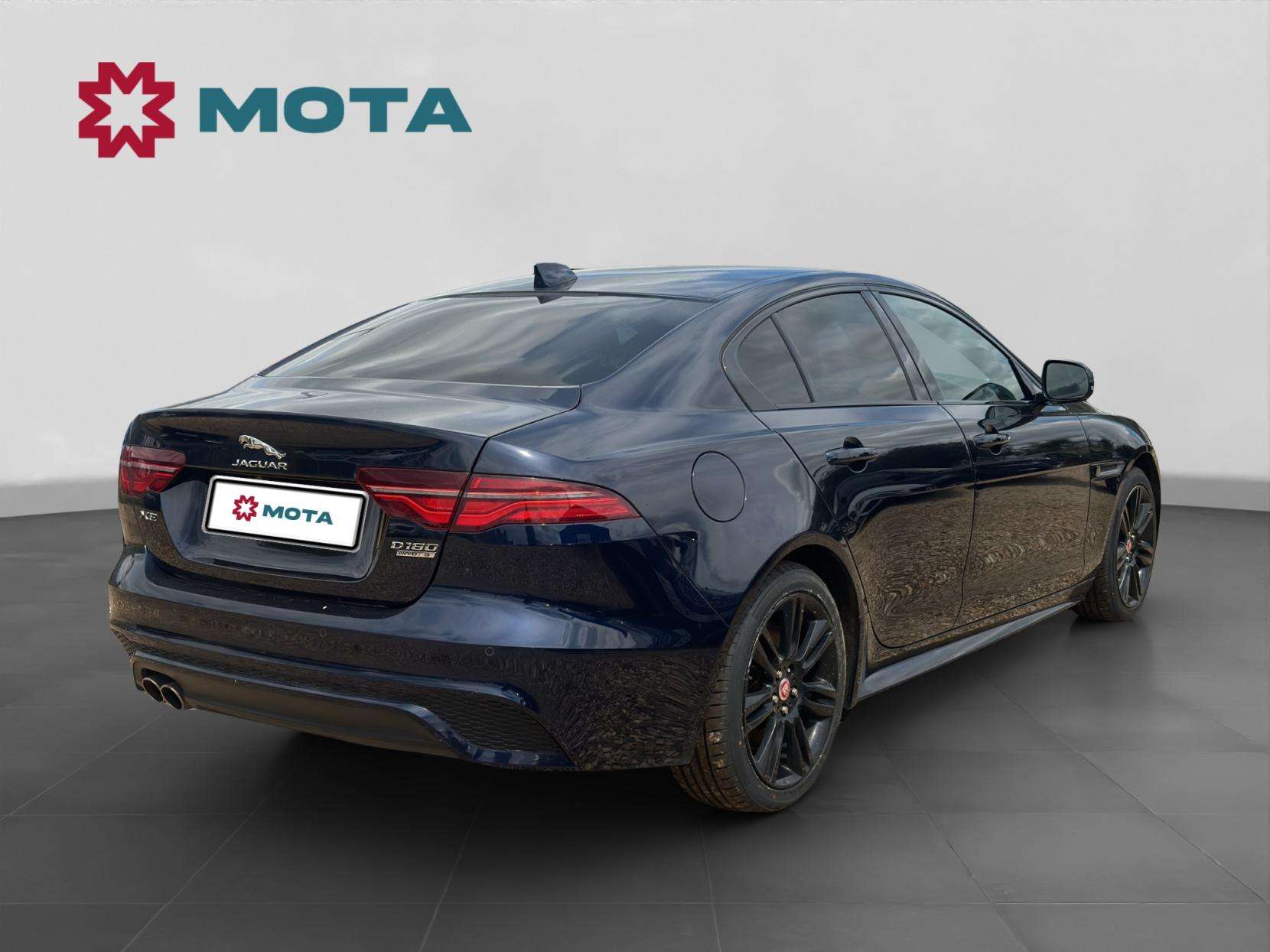 A 2019 JAGUAR XE 2.0 D180 R-Dynamic S Saloon 4dr Diesel Auto AWD Euro 6 (s/s) (180 ps) A 2019 JAGUAR XE 2.0 D180 R-Dynamic S Saloon 4dr Diesel Auto AWD Euro 6 (s/s) (180 ps)