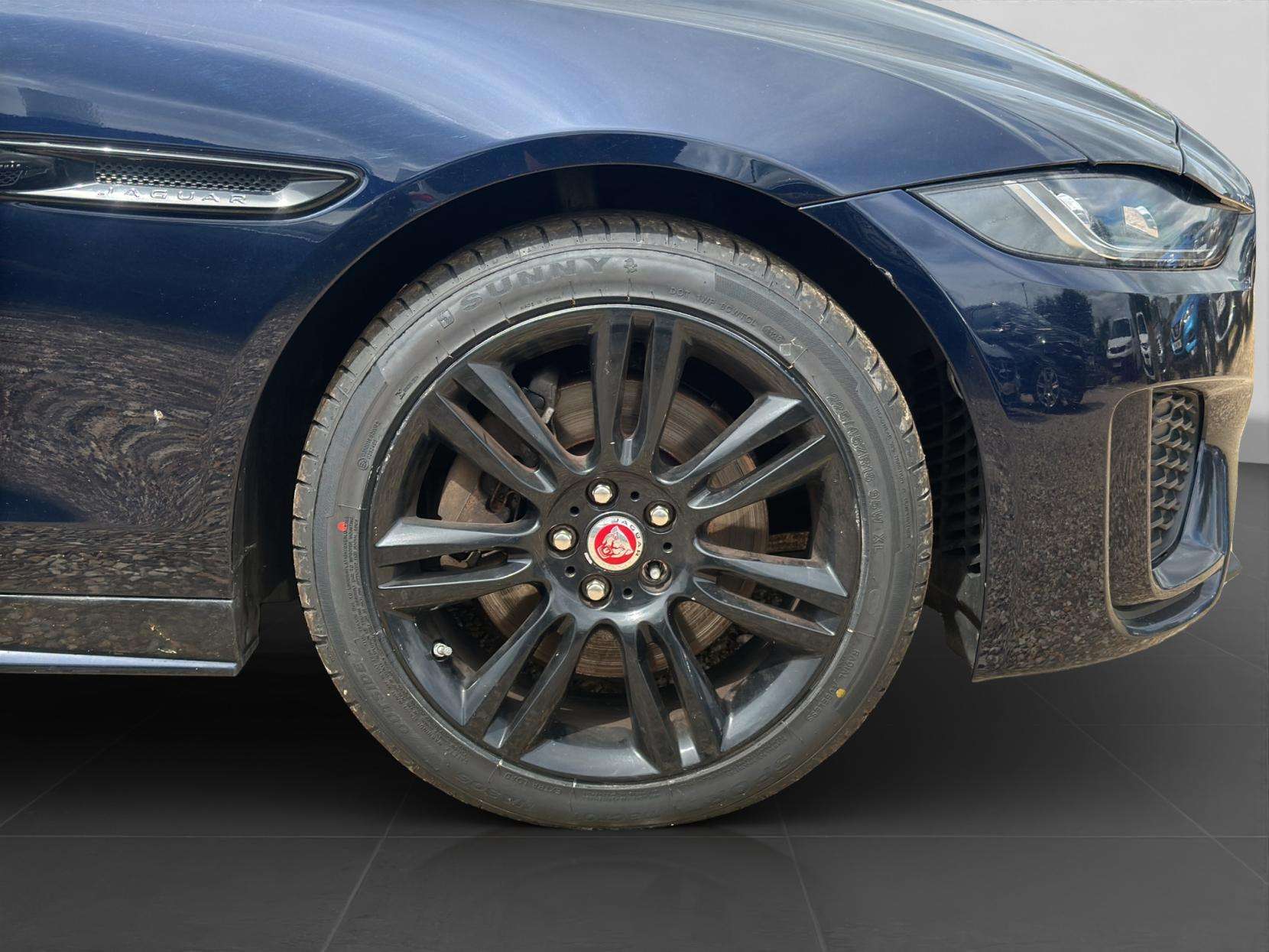2019 JAGUAR XE 2019 JAGUAR XE