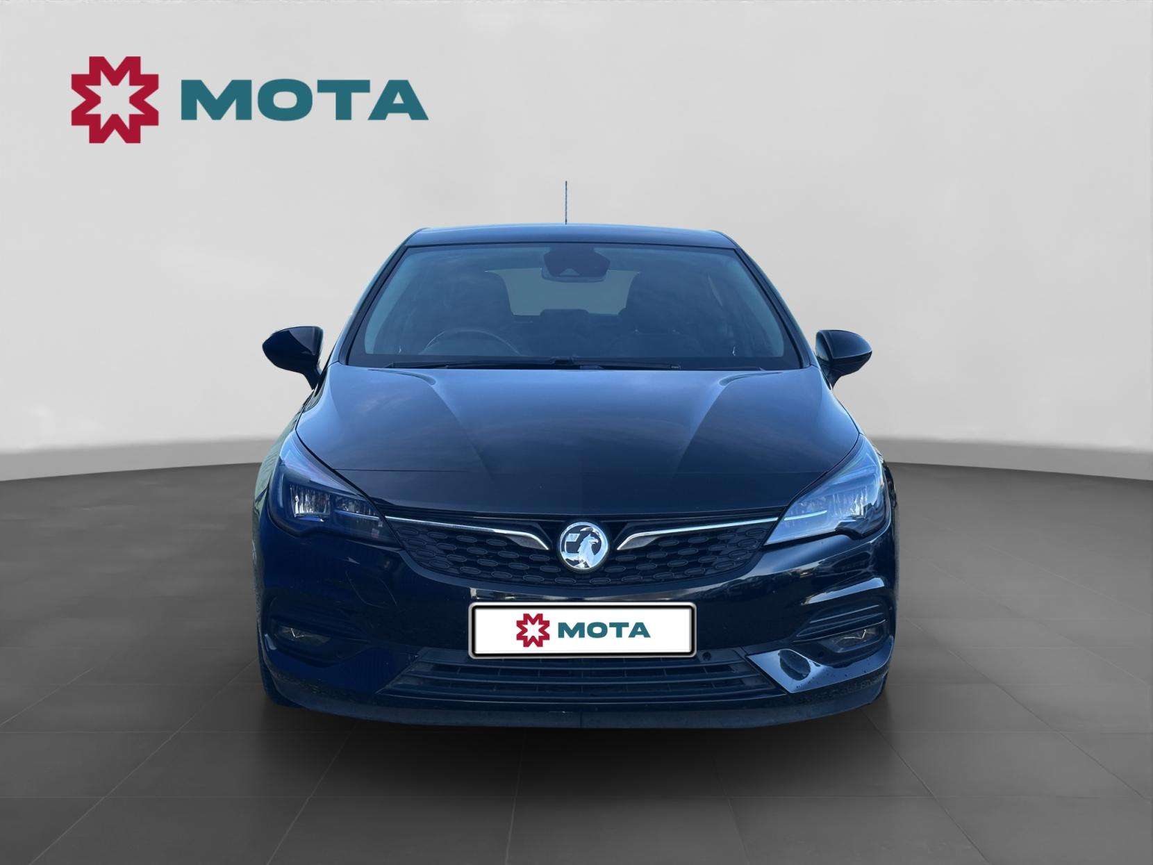 A 2020 VAUXHALL ASTRA 1.5 Turbo D SRi VX Line Nav Hatchback 5dr Diesel Manual Euro 6 (s/s) (122 ps) A 2020 VAUXHALL ASTRA 1.5 Turbo D SRi VX Line Nav Hatchback 5dr Diesel Manual Euro 6 (s/s) (122 ps)