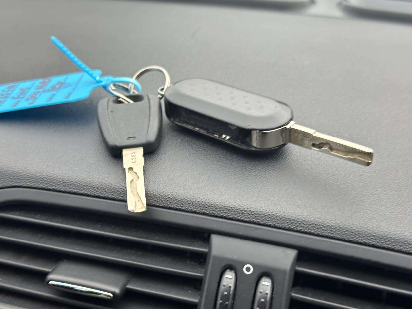 2016 ABARTH 595 2016 ABARTH 595