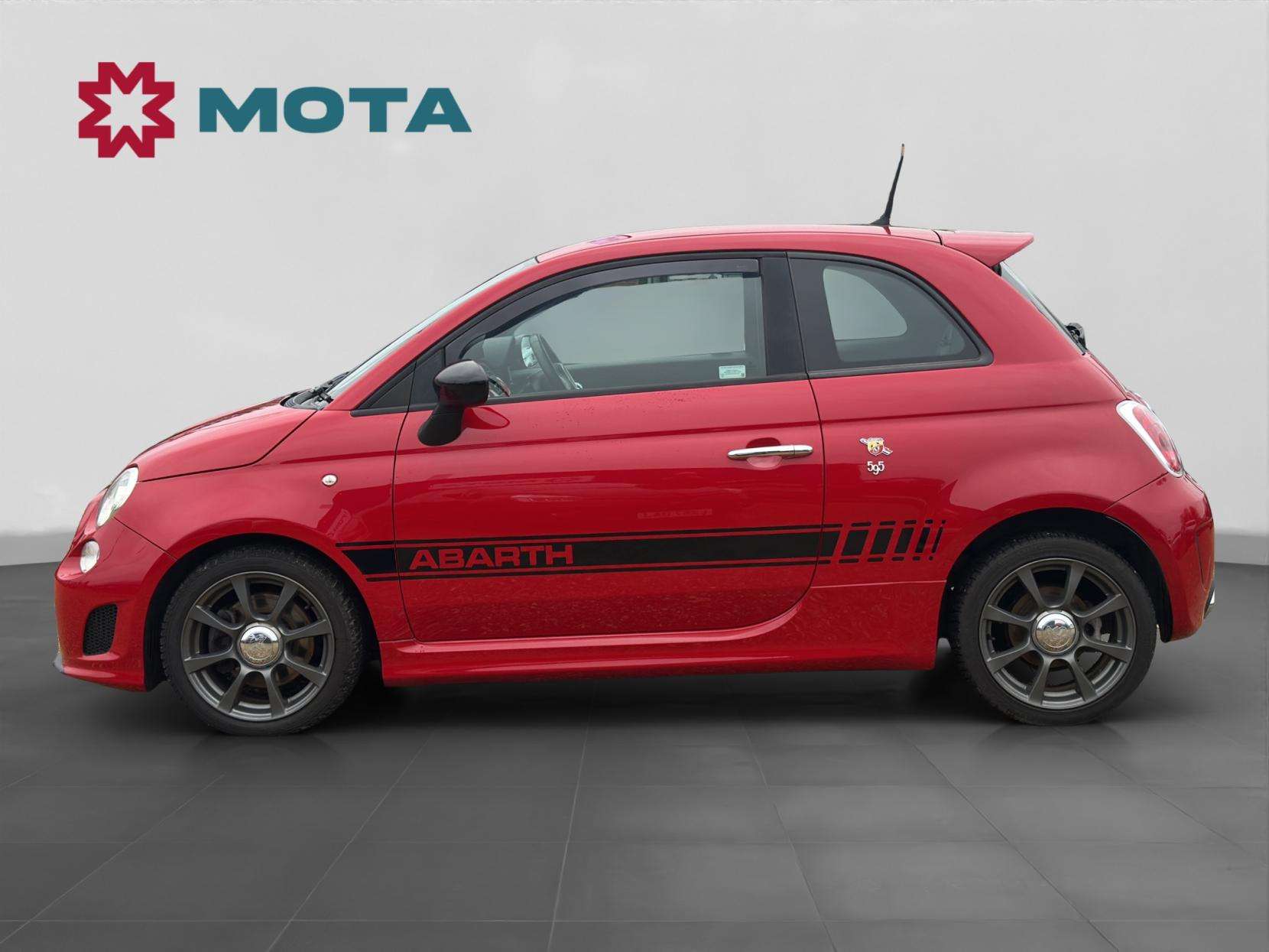 2016 ABARTH 595 2016 ABARTH 595