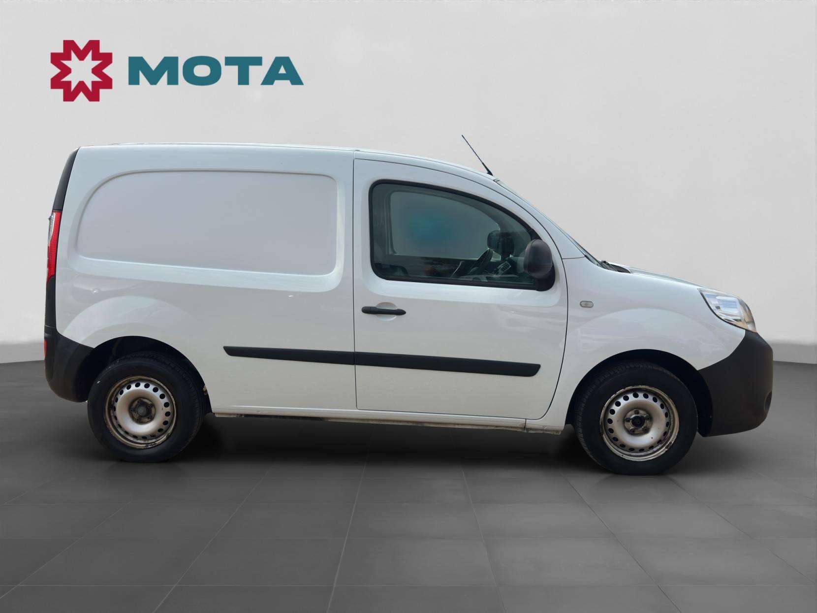 A 2019 RENAULT KANGOO 1.5 dCi ENERGY ML19 Business Panel Van 5dr Diesel Manual MWB Euro 6 (s/s) (80 ps) A 2019 RENAULT KANGOO 1.5 dCi ENERGY ML19 Business Panel Van 5dr Diesel Manual MWB Euro 6 (s/s) (80 ps)