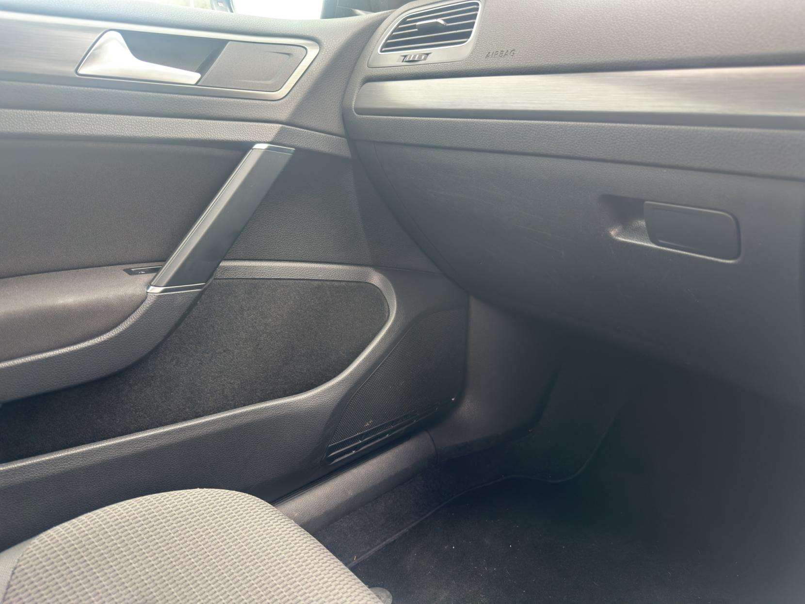 2018 VOLKSWAGEN GOLF 2018 VOLKSWAGEN GOLF