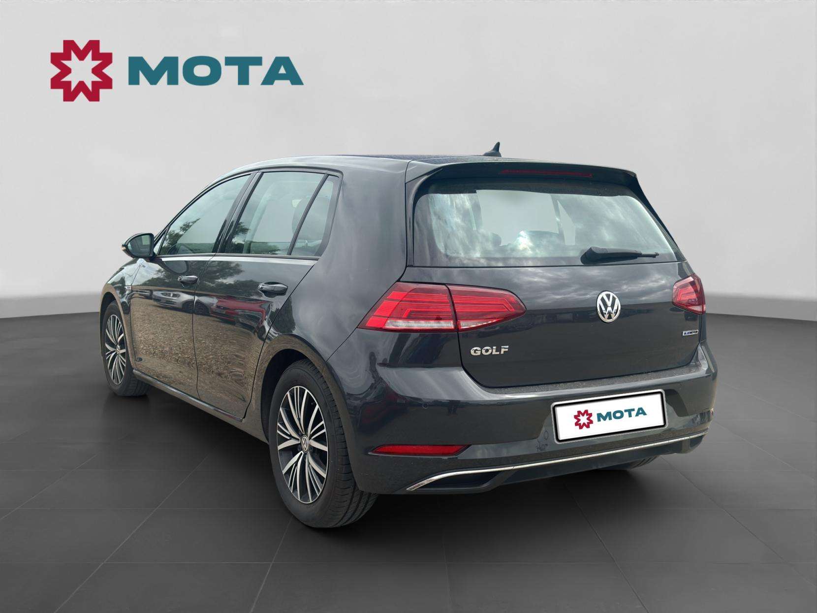 2018 VOLKSWAGEN GOLF 2018 VOLKSWAGEN GOLF