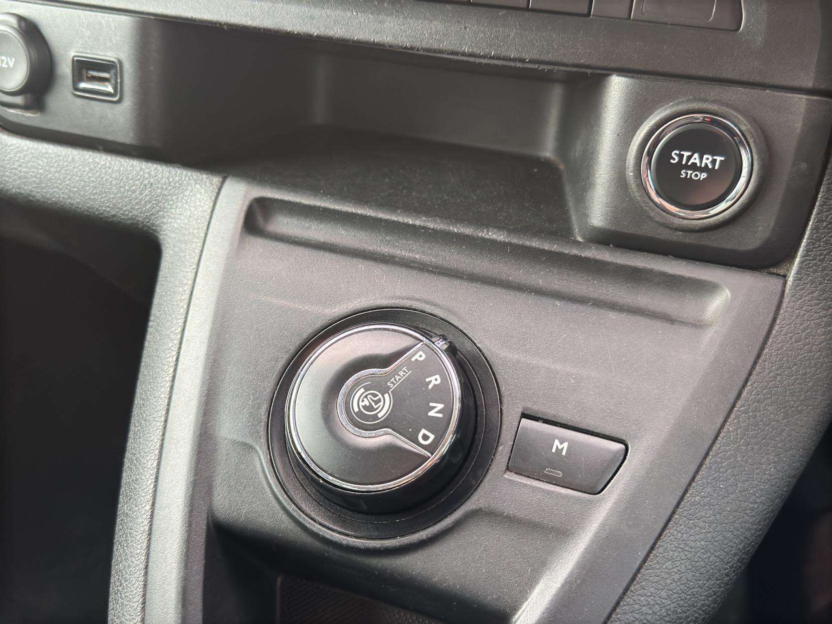 2018 PEUGEOT TRAVELLER 2018 PEUGEOT TRAVELLER