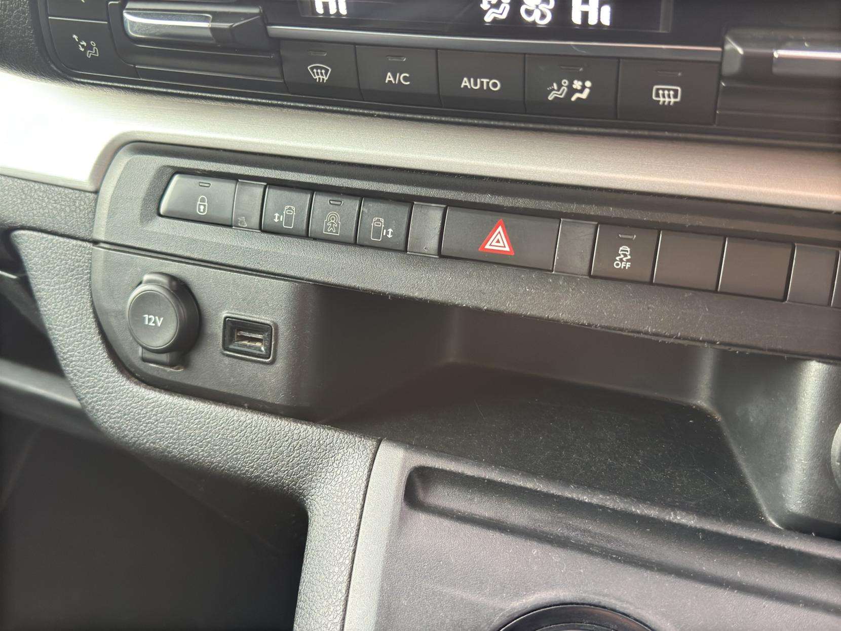 2018 PEUGEOT TRAVELLER 2018 PEUGEOT TRAVELLER