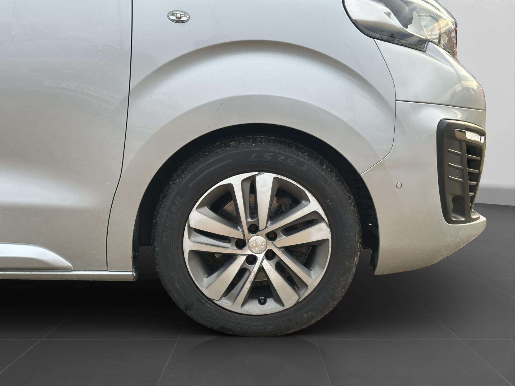 2018 PEUGEOT TRAVELLER 2018 PEUGEOT TRAVELLER