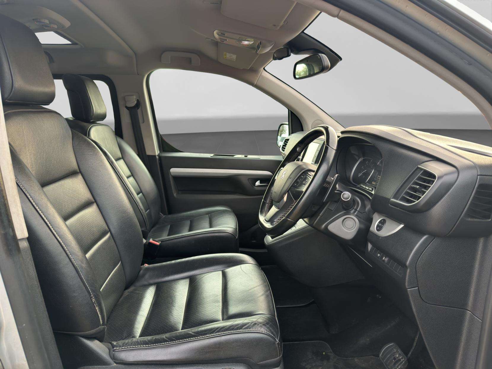 2018 PEUGEOT TRAVELLER 2018 PEUGEOT TRAVELLER