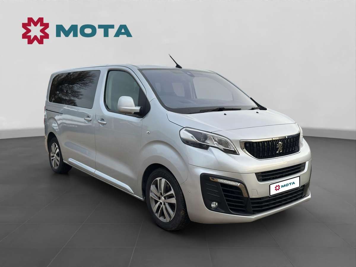 Check out this Peugeot Traveller 2018 Diesel Automatic