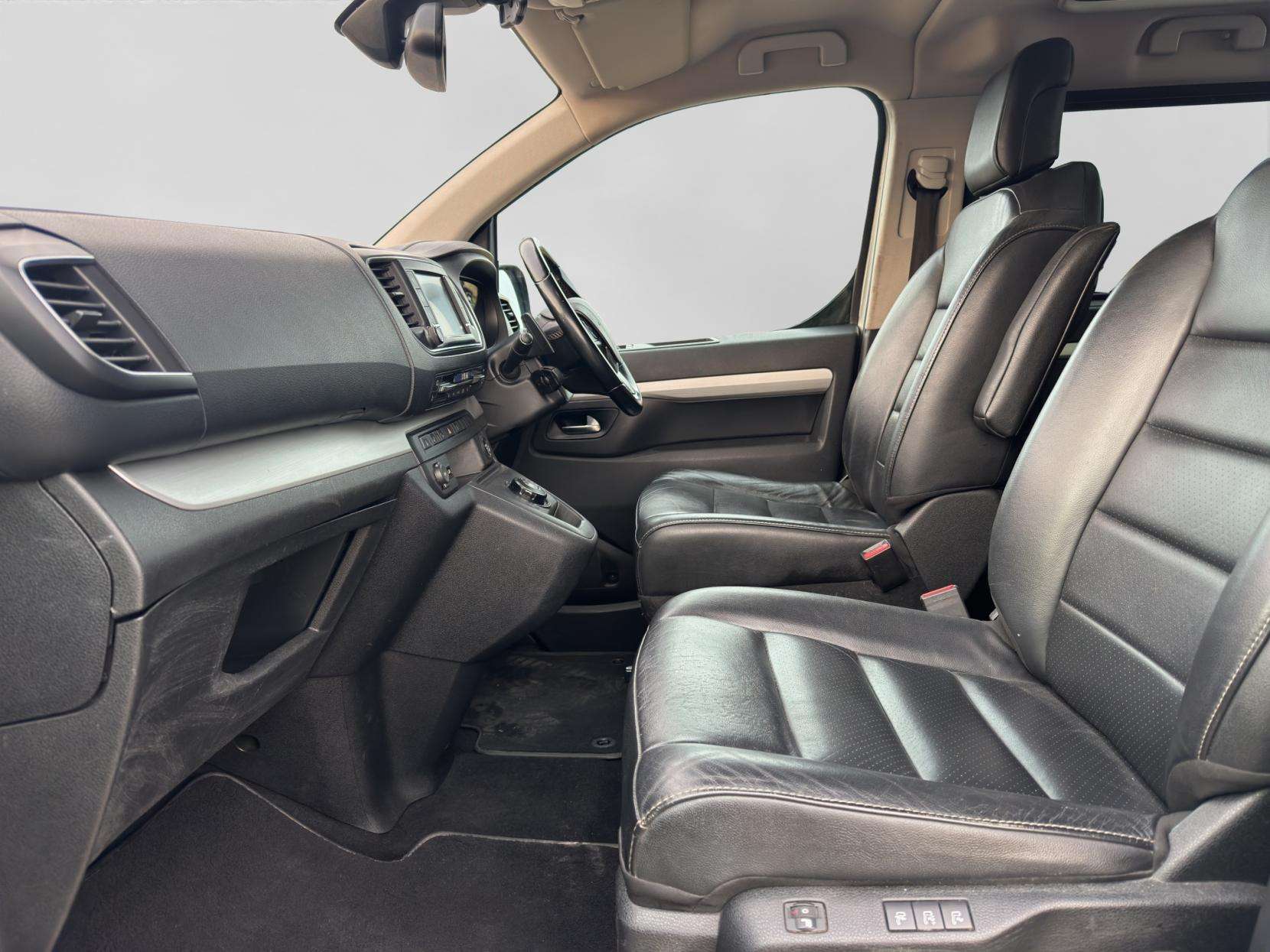 2018 PEUGEOT TRAVELLER 2018 PEUGEOT TRAVELLER