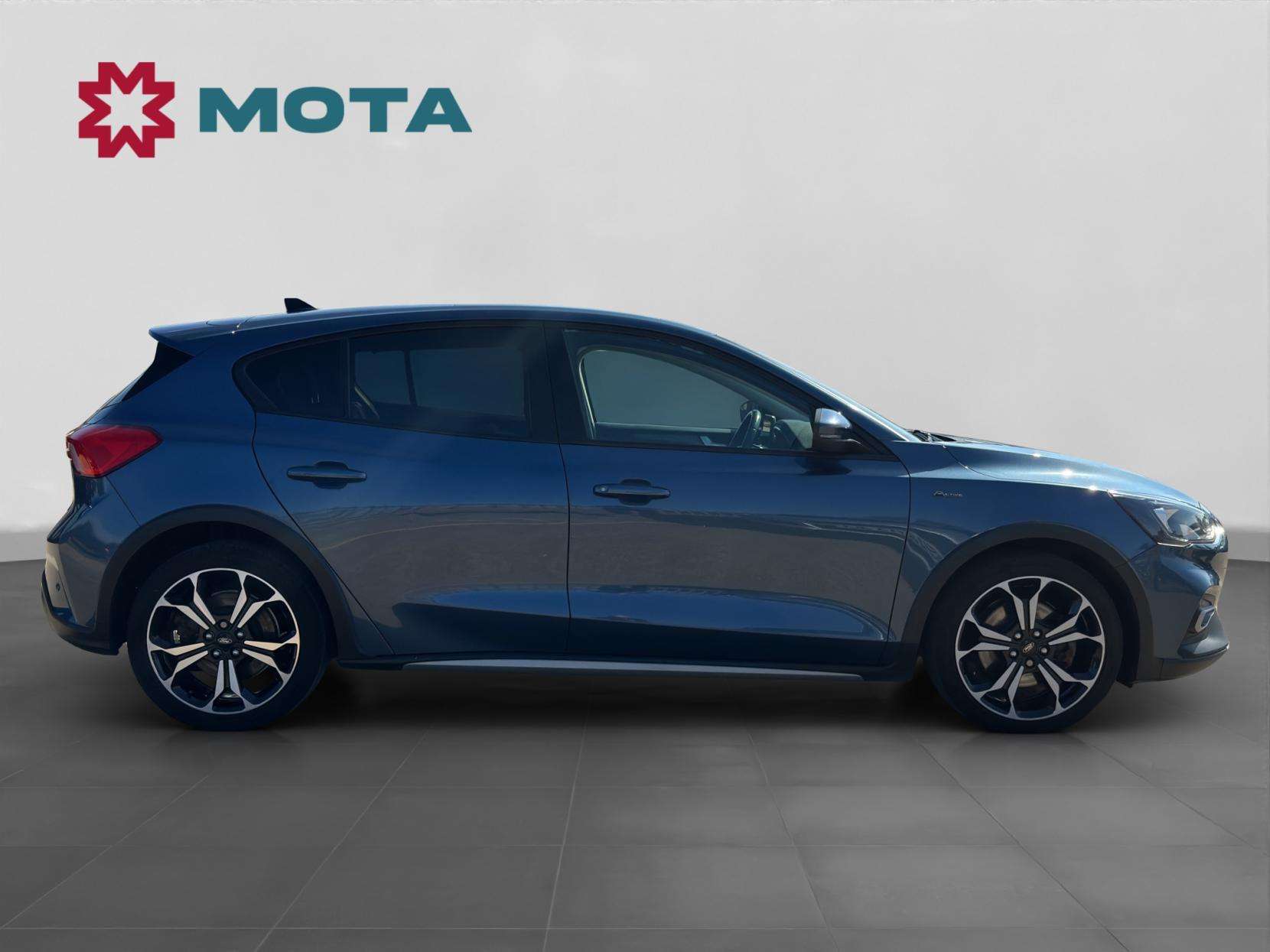 A 2019 FORD FOCUS 1.0T EcoBoost Active X Hatchback 5dr Petrol Manual Euro 6 (s/s) (125 ps) A 2019 FORD FOCUS 1.0T EcoBoost Active X Hatchback 5dr Petrol Manual Euro 6 (s/s) (125 ps)