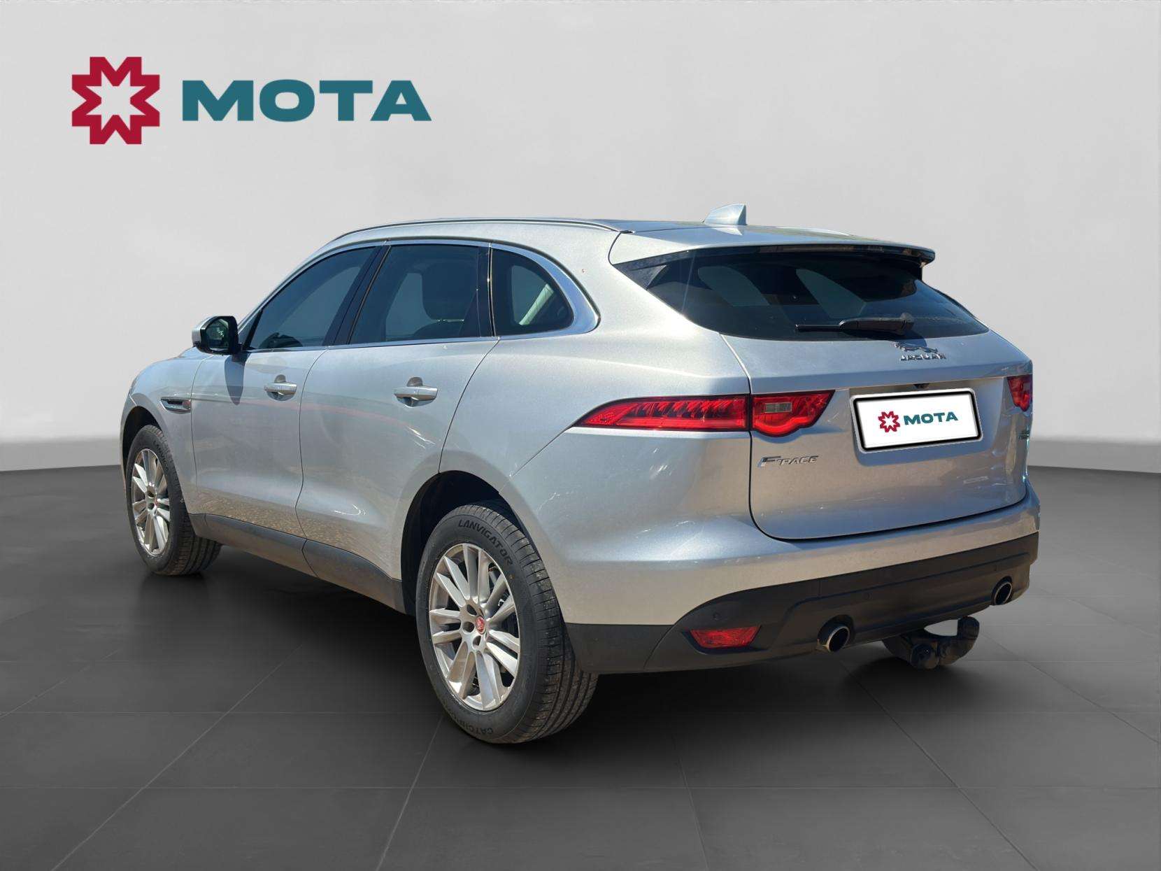 2018 JAGUAR F-PACE 2018 JAGUAR F-PACE