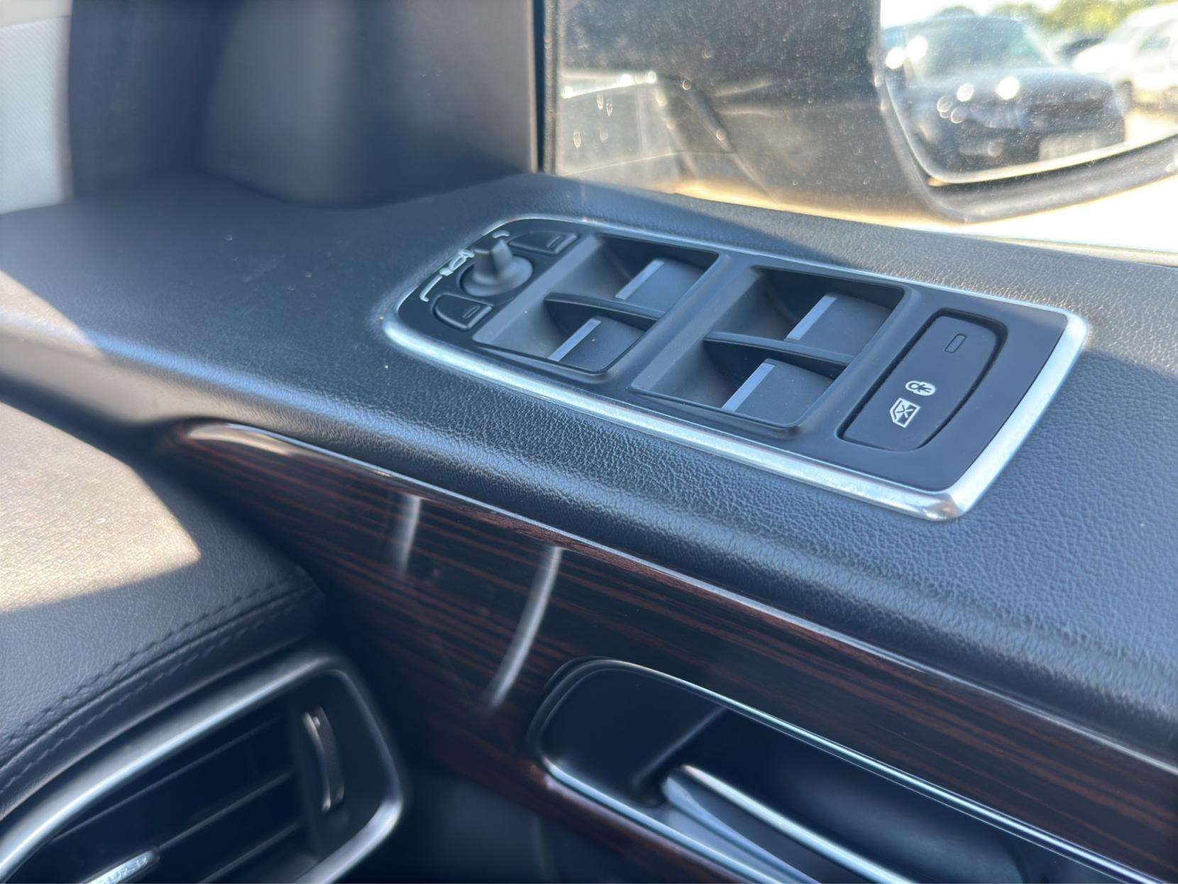 2018 JAGUAR F-PACE 2018 JAGUAR F-PACE