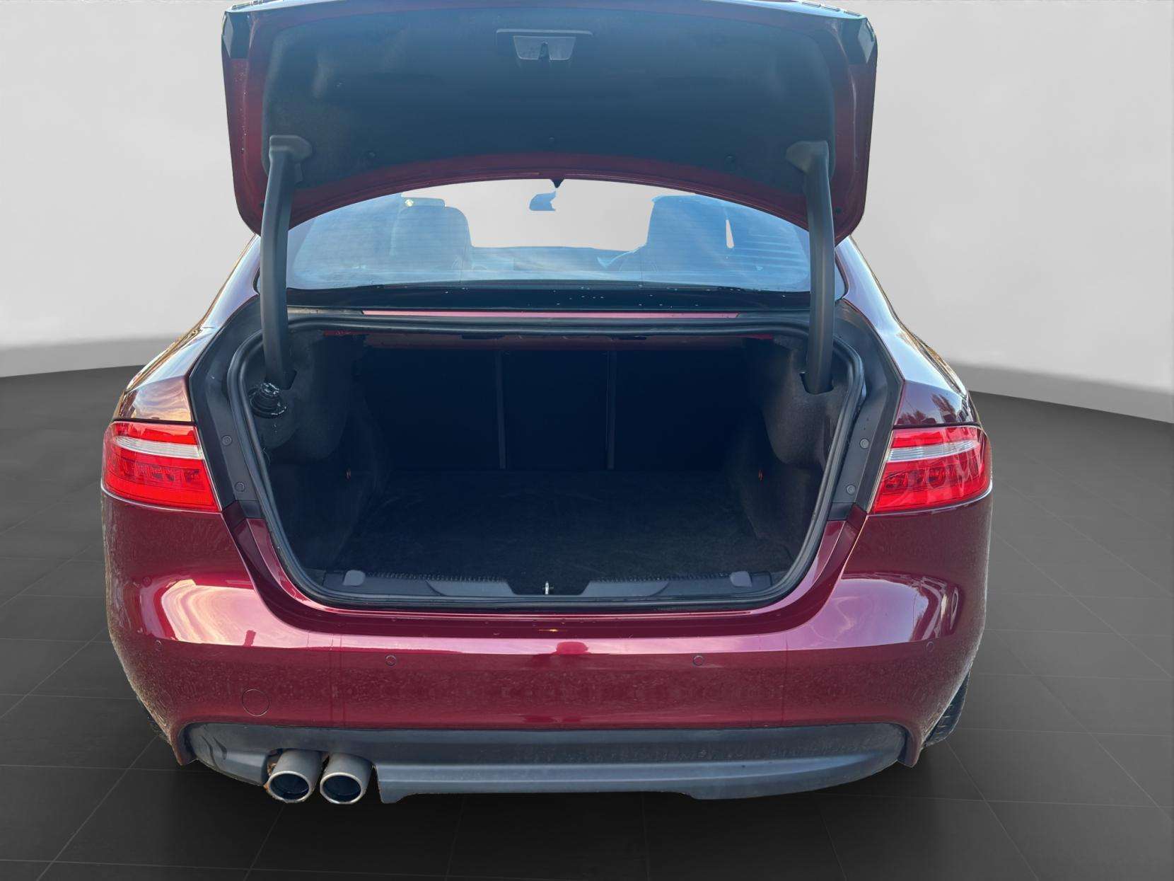 2016 JAGUAR XE 2016 JAGUAR XE