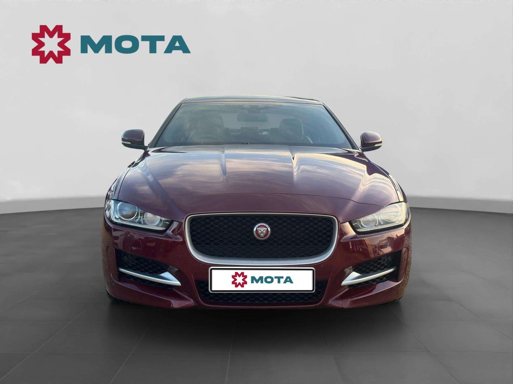 2016 JAGUAR XE 2016 JAGUAR XE