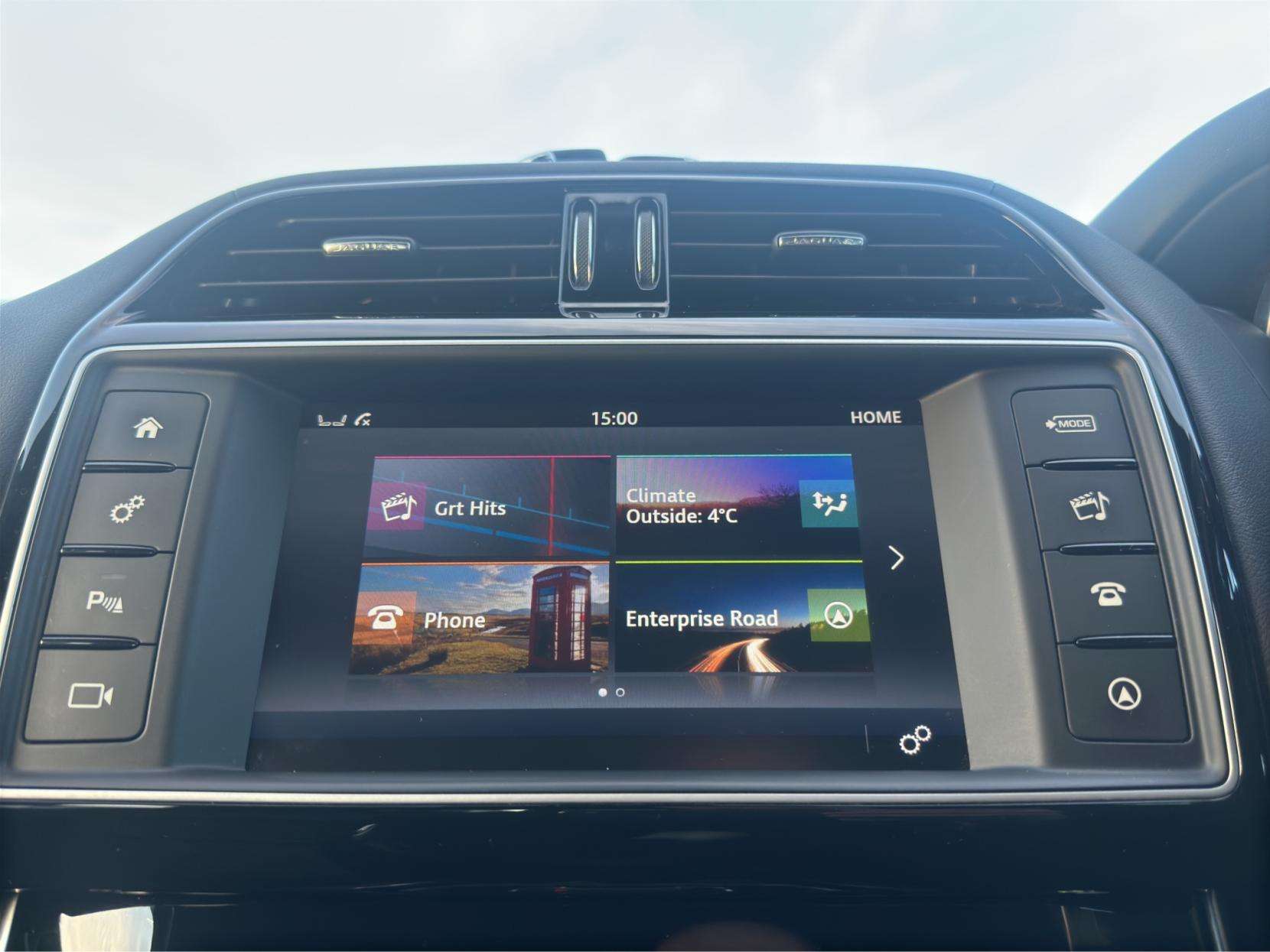 2016 JAGUAR XE 2016 JAGUAR XE