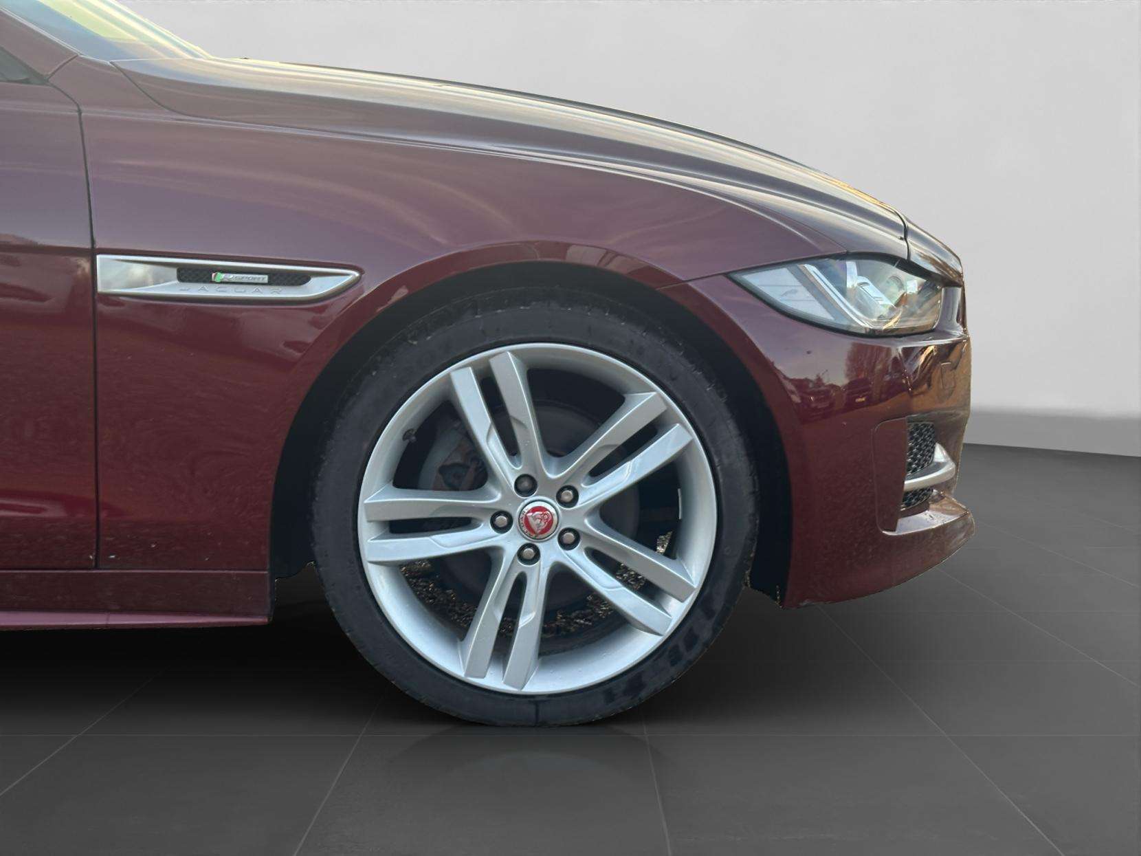 2016 JAGUAR XE 2016 JAGUAR XE
