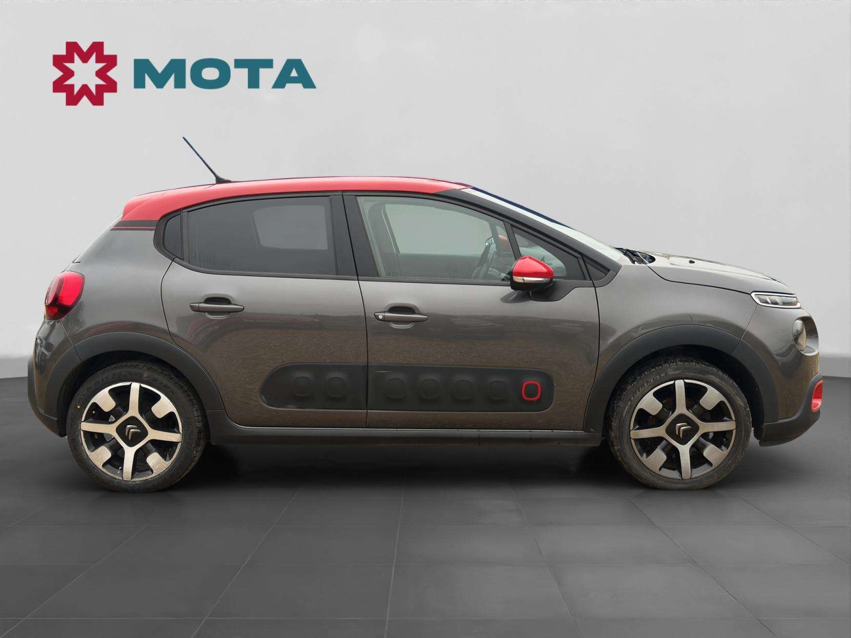 A 2019 CITROEN C3 1.2 PureTech Flair Nav Edition Hatchback 5dr Petrol Manual Euro 6 (s/s) (83 ps) A 2019 CITROEN C3 1.2 PureTech Flair Nav Edition Hatchback 5dr Petrol Manual Euro 6 (s/s) (83 ps)