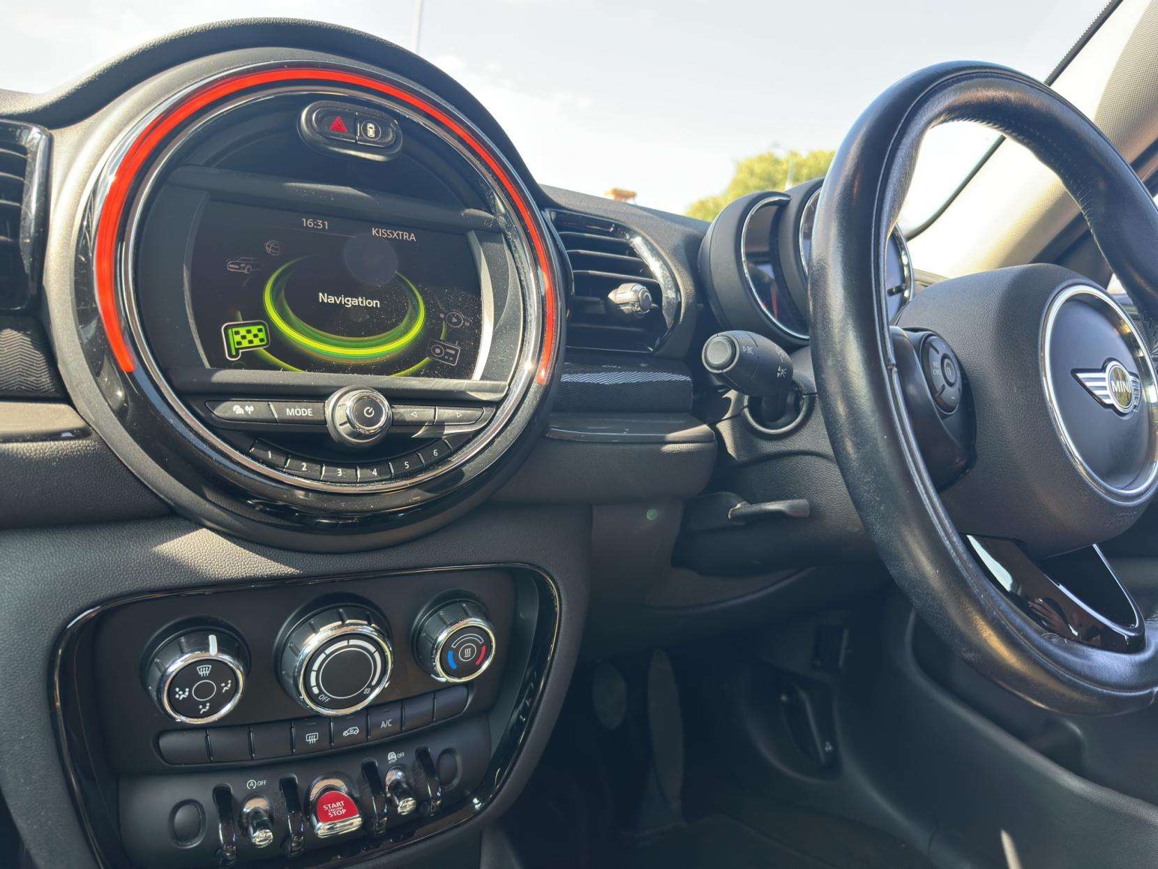 2016 MINI CLUBMAN 2016 MINI CLUBMAN