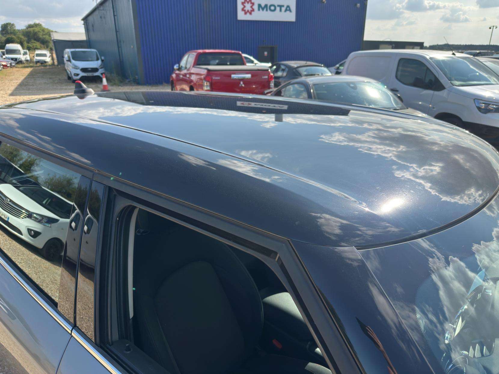 2016 MINI CLUBMAN 2016 MINI CLUBMAN