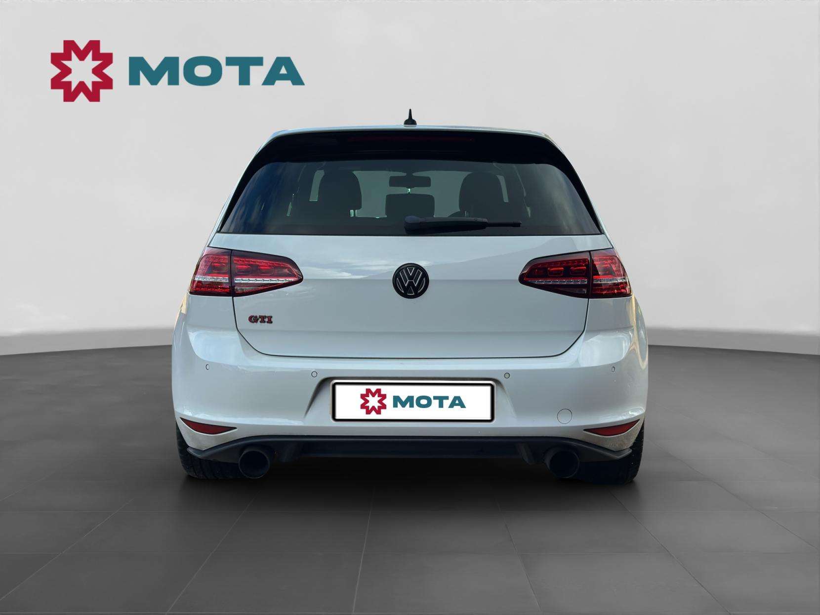 2016 VOLKSWAGEN GOLF 2016 VOLKSWAGEN GOLF