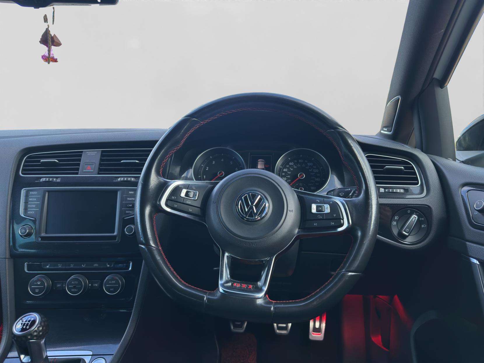 2016 VOLKSWAGEN GOLF 2016 VOLKSWAGEN GOLF