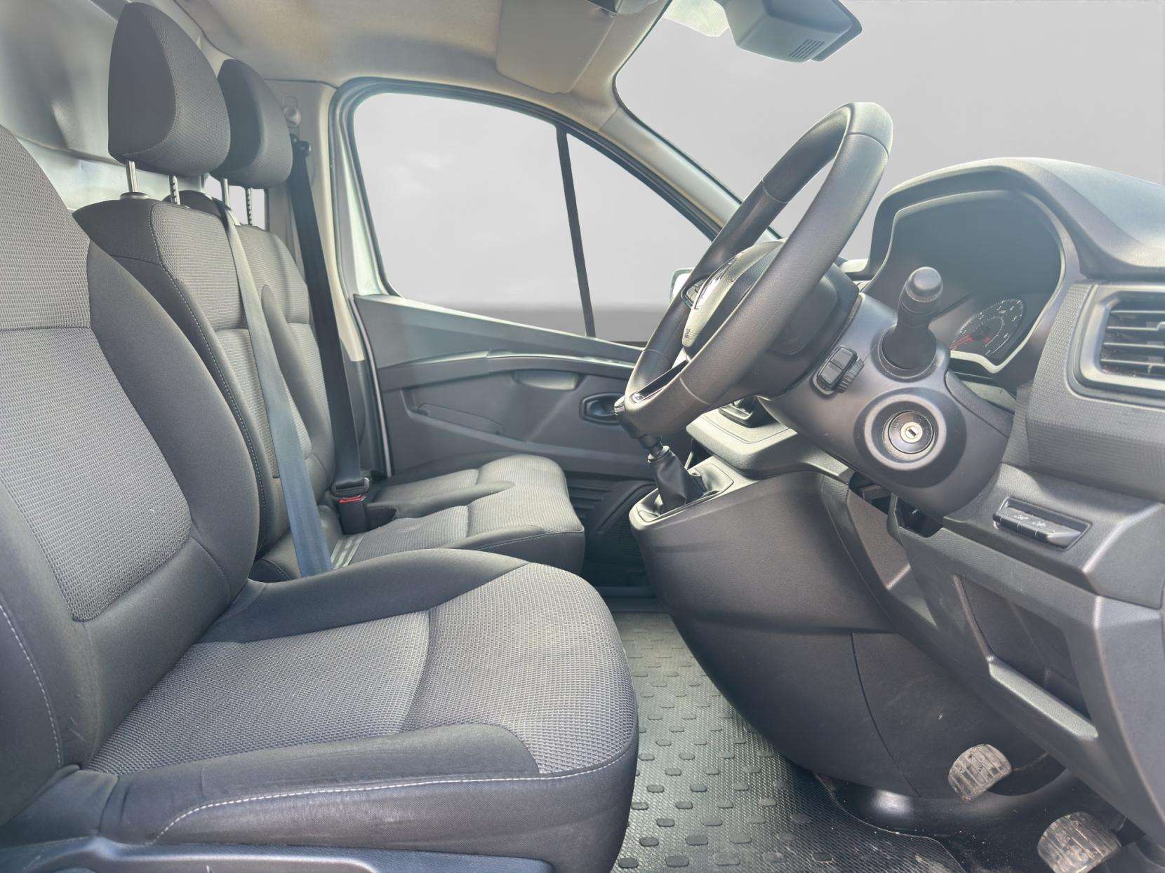 2023 RENAULT TRAFIC 2023 RENAULT TRAFIC