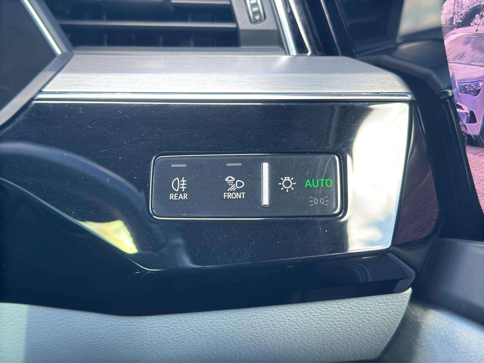 2021 AUDI E-TRON 2021 AUDI E-TRON