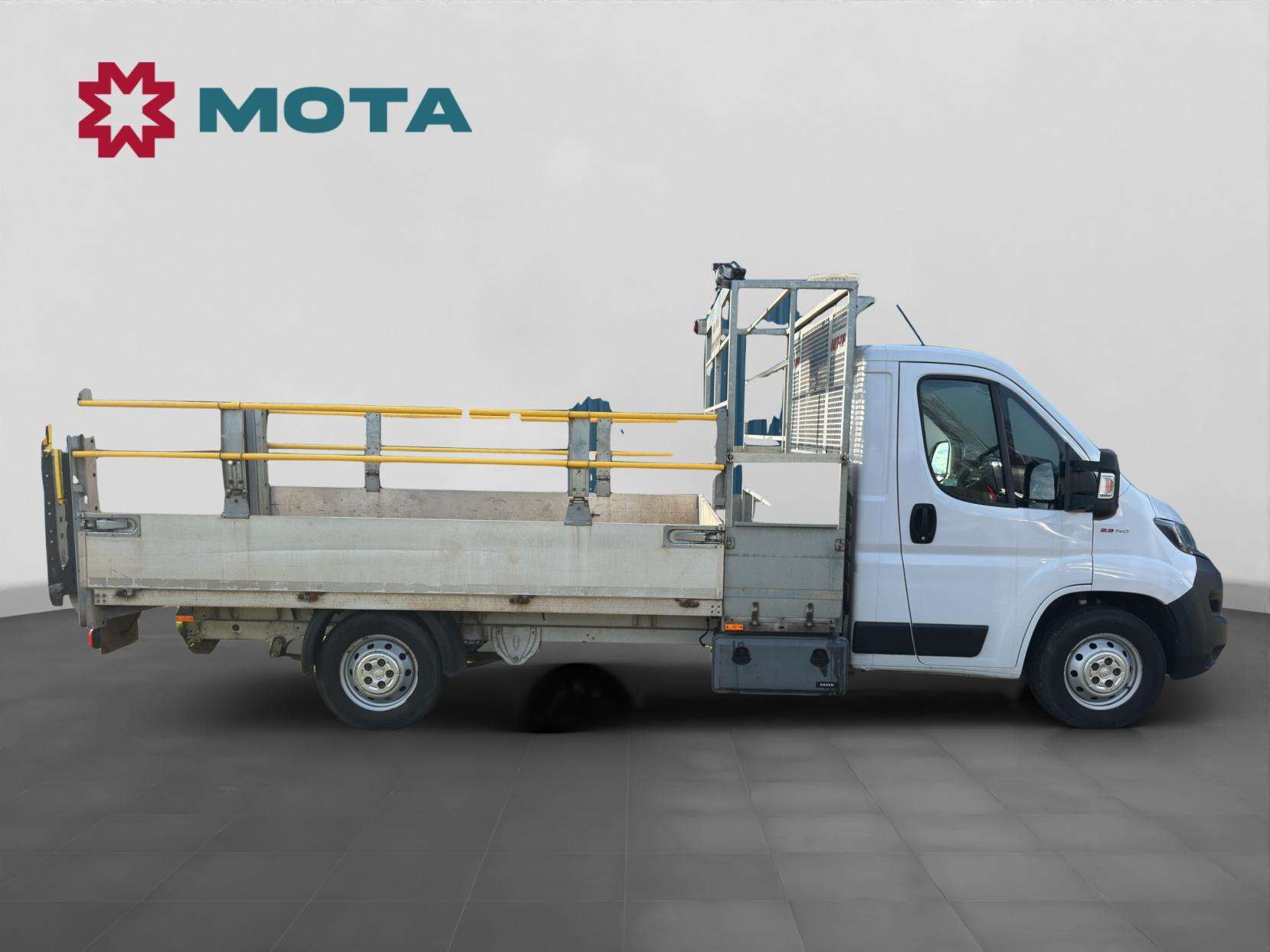 A 2020 FIAT DUCATO 2.3 MultiJetII 35 Maxi Chassis Cab 2dr Diesel Manual M H1 Euro 6 (140 ps) A 2020 FIAT DUCATO 2.3 MultiJetII 35 Maxi Chassis Cab 2dr Diesel Manual M H1 Euro 6 (140 ps)