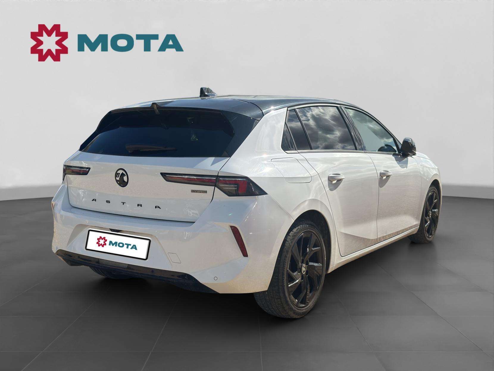 A 2023 VAUXHALL ASTRA 1.6 12.4kWh GS Hatchback 5dr Petrol Plug-in Hybrid Auto Euro 6 (s/s) (180 ps) A 2023 VAUXHALL ASTRA 1.6 12.4kWh GS Hatchback 5dr Petrol Plug-in Hybrid Auto Euro 6 (s/s) (180 ps)